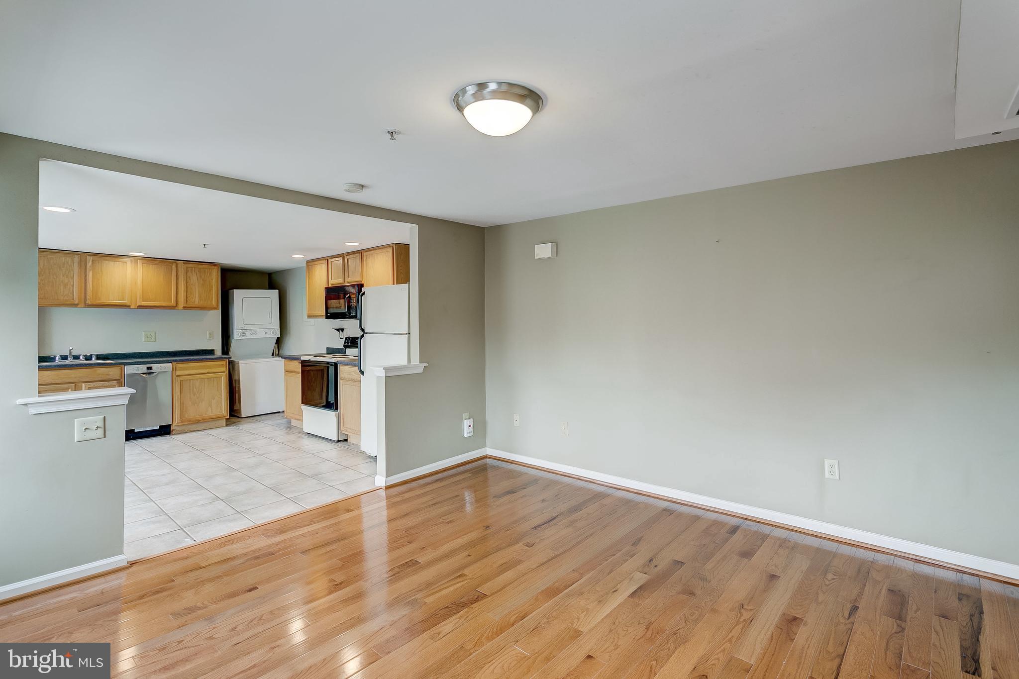 FEDERAL HILL HISTORIC DISTRICT - Residential Lease