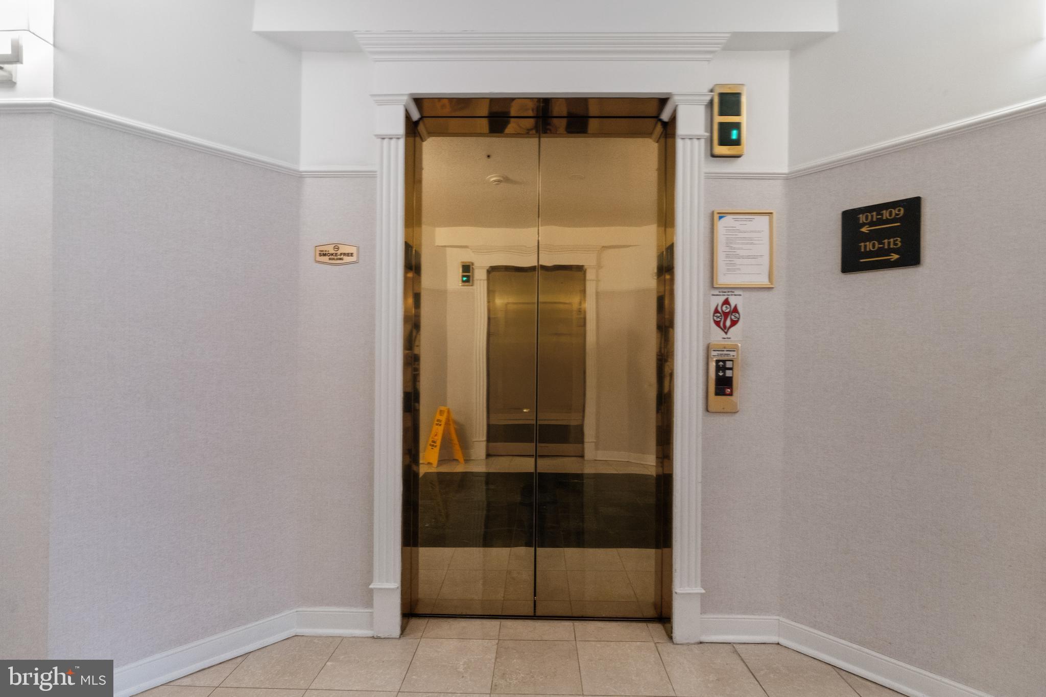 WINDSOR PLAZA - Residential