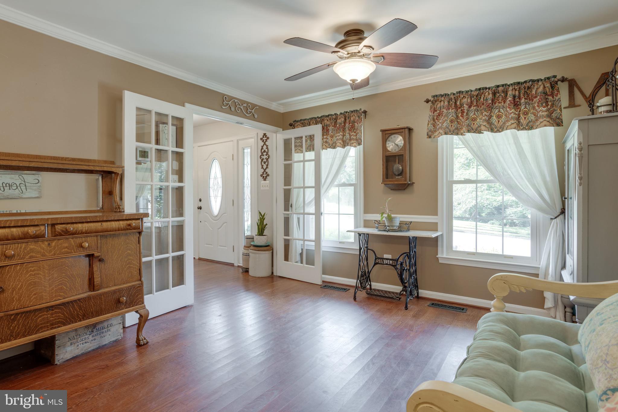 NEWINGTON STATION - Residential