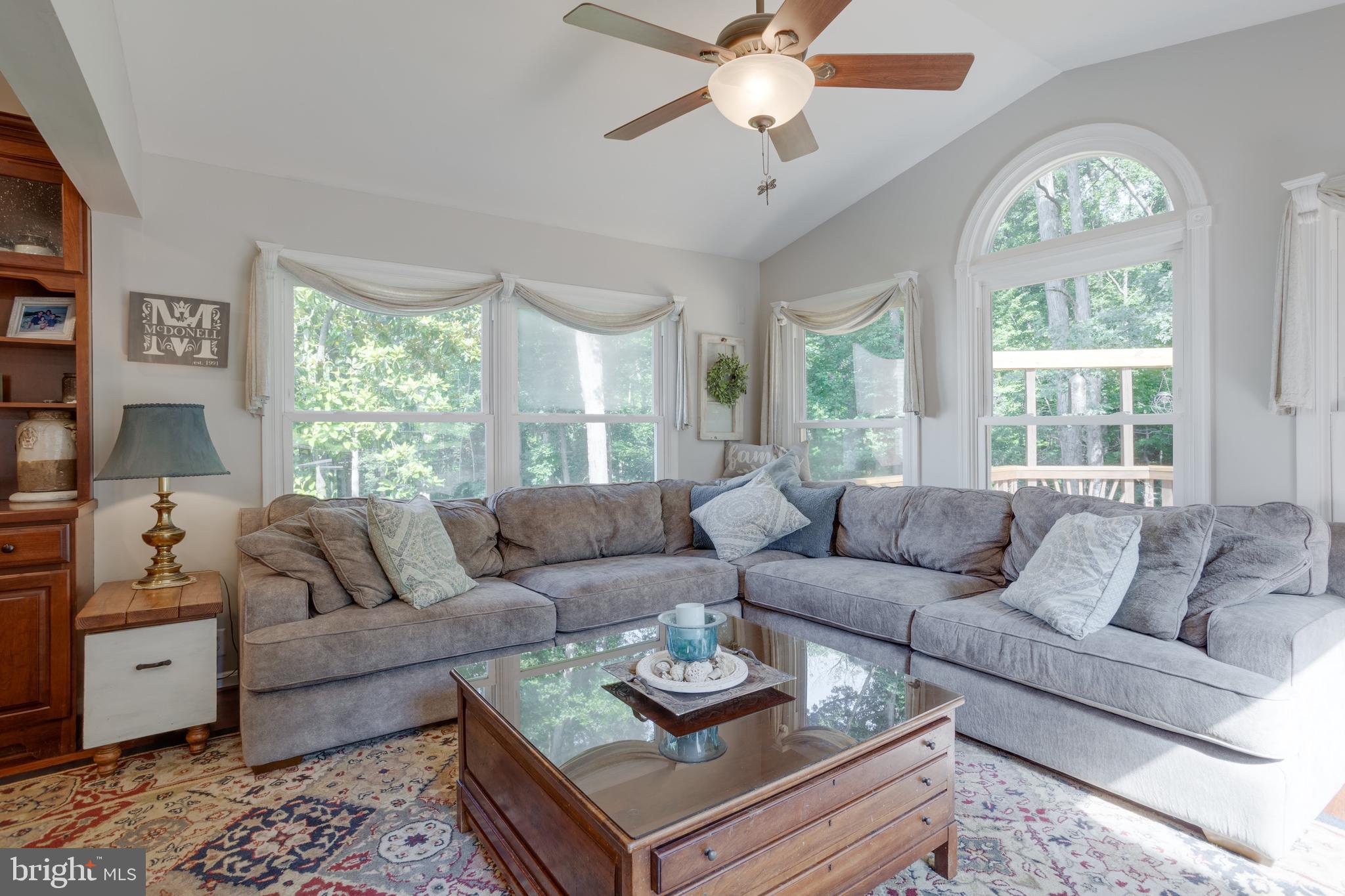 NEWINGTON STATION - Residential