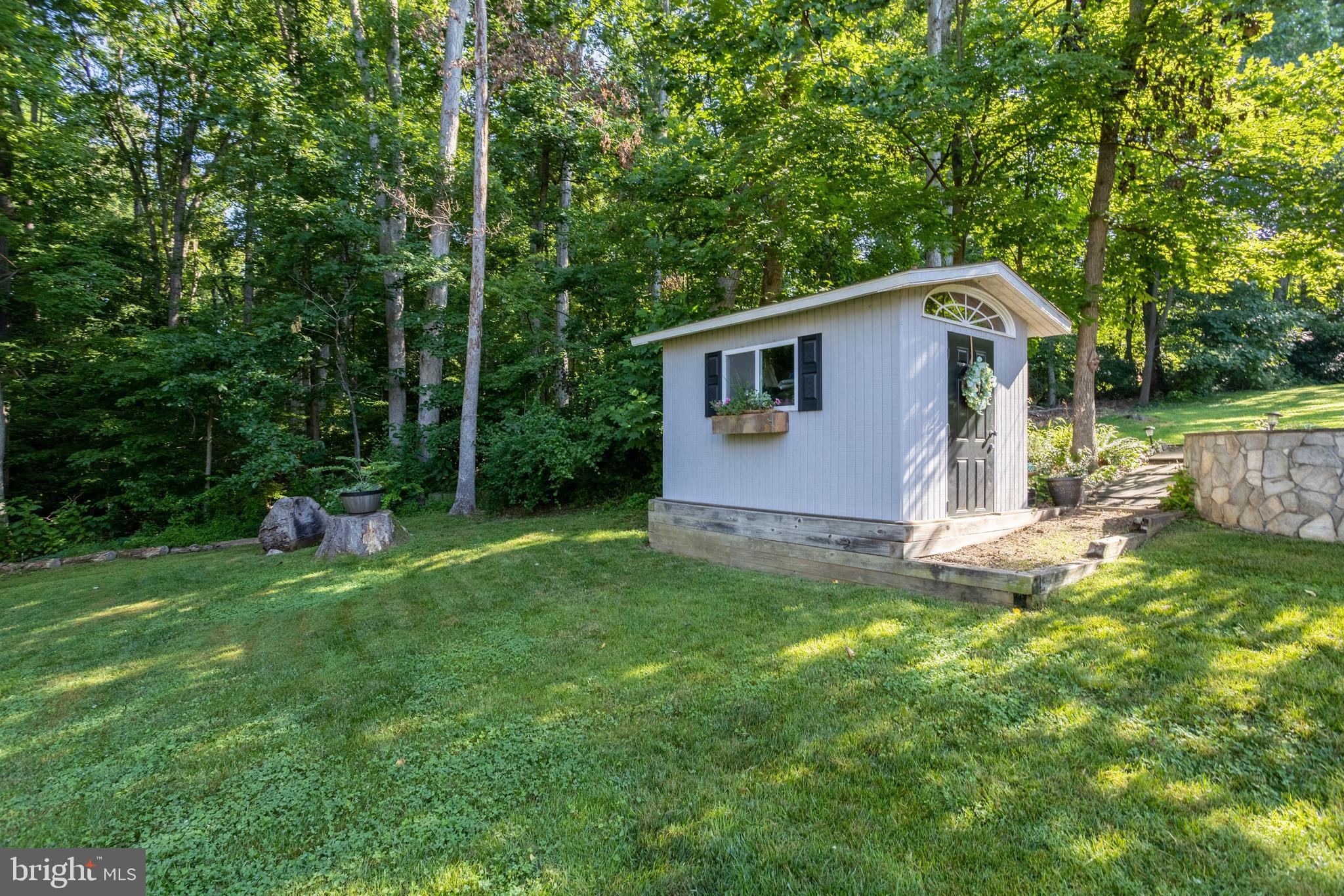 NEWINGTON STATION - Residential