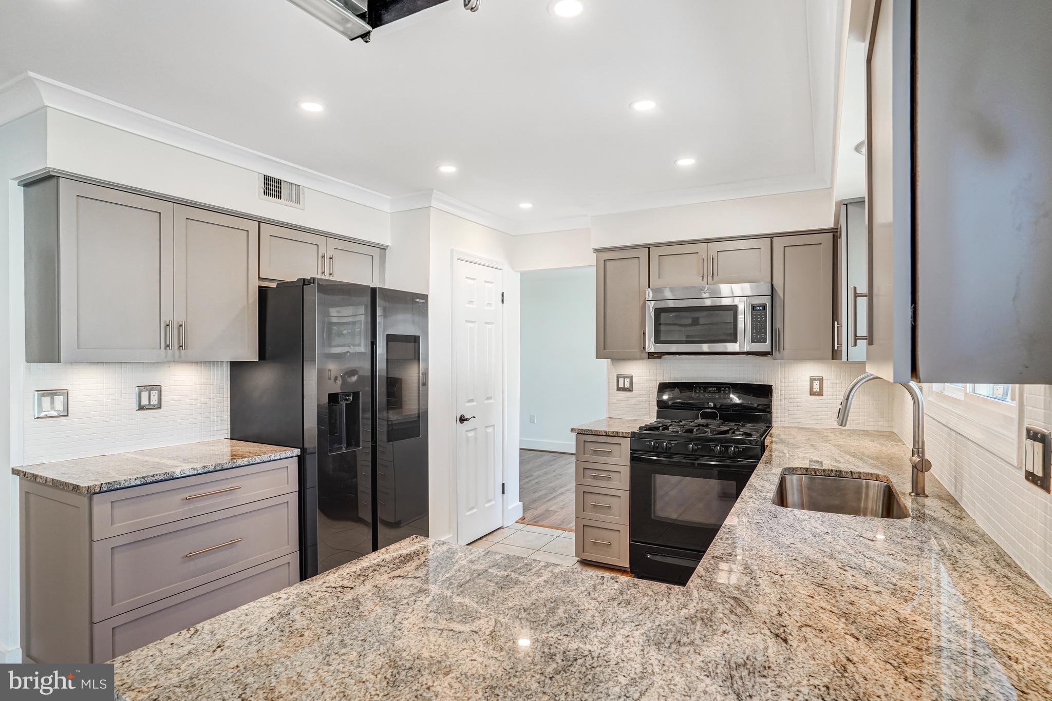 ROCKY RUN - Residential