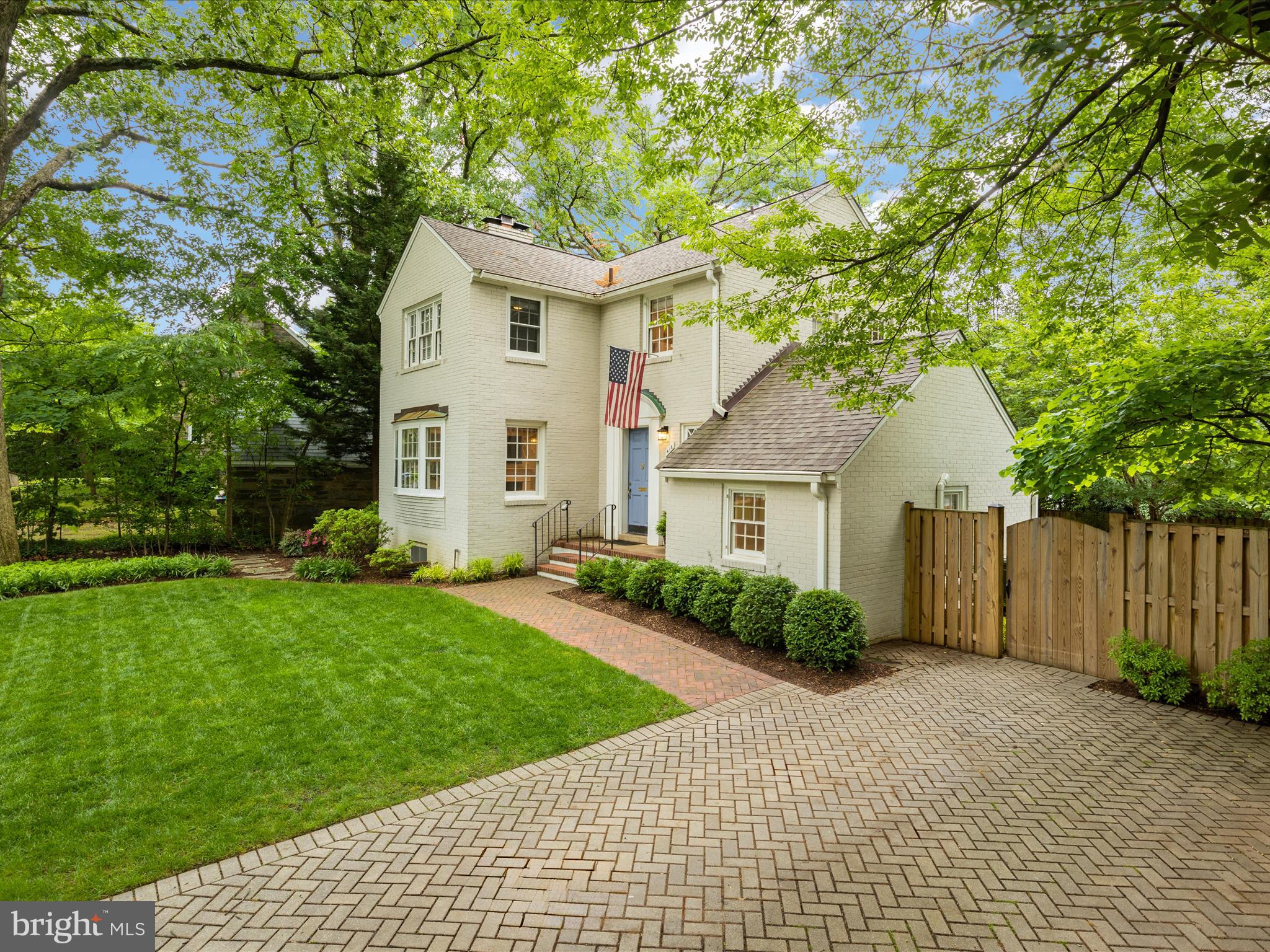 ASHTON HEIGHTS - Residential