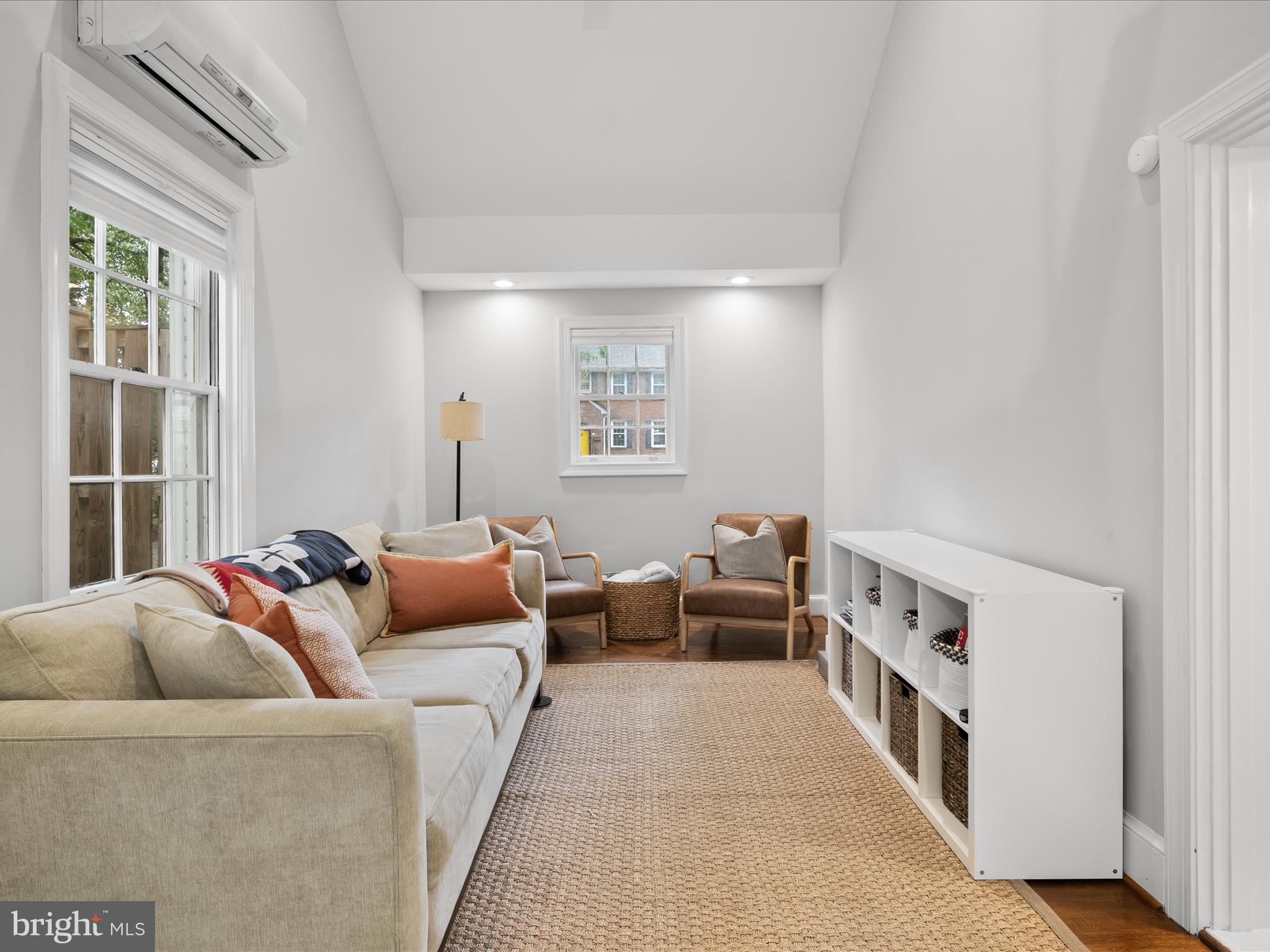 ASHTON HEIGHTS - Residential