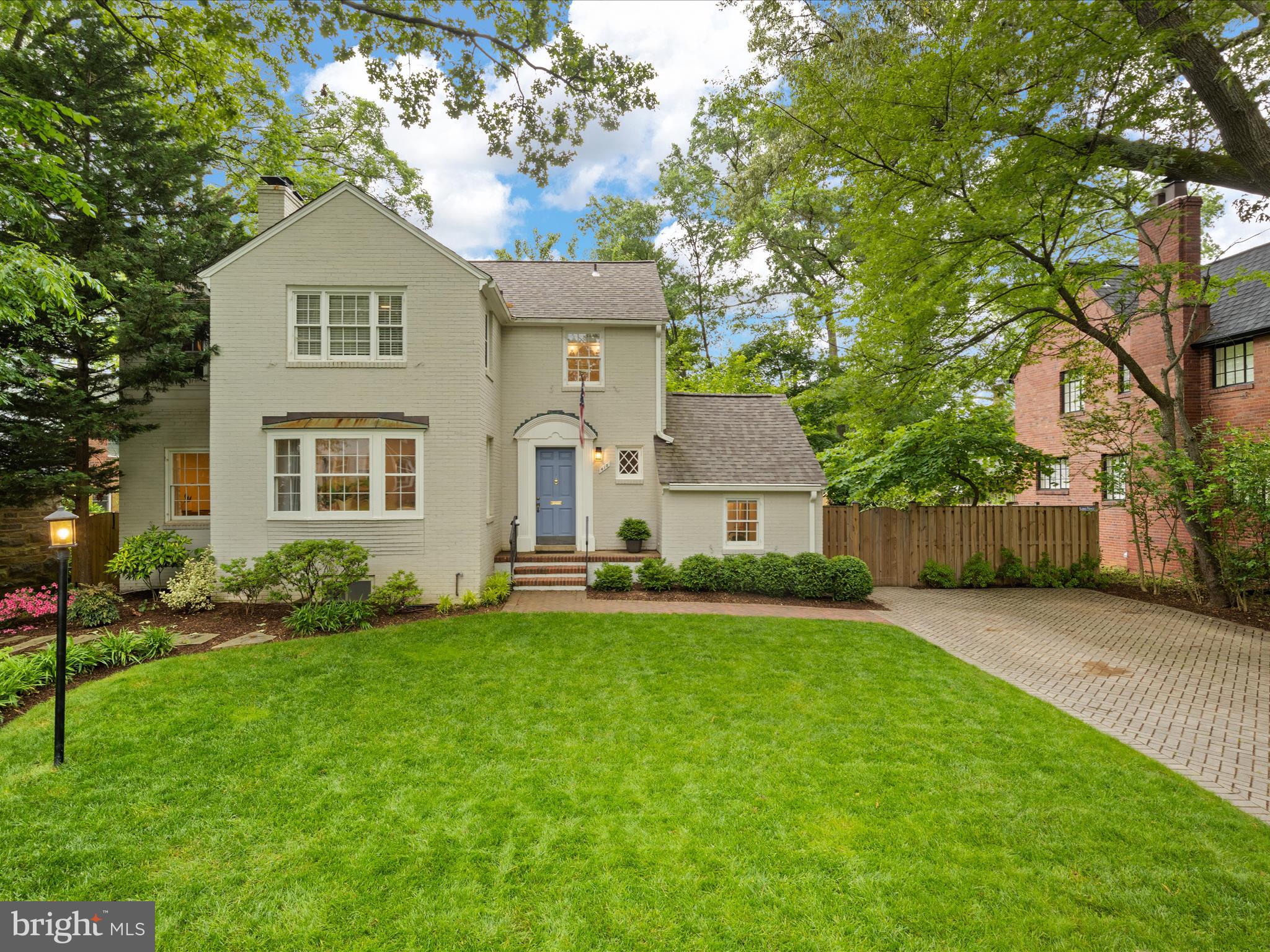 ASHTON HEIGHTS - Residential