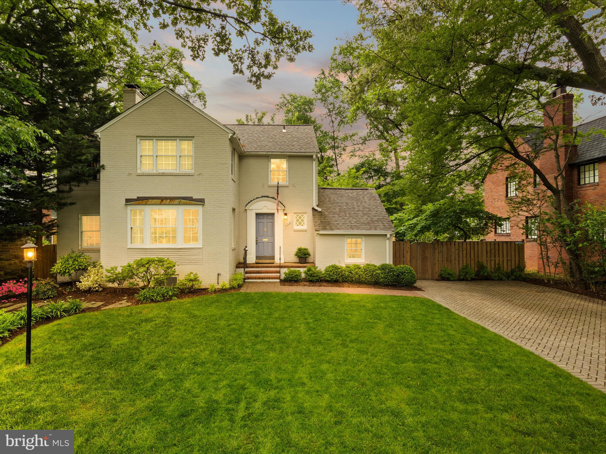 ASHTON HEIGHTS - Residential