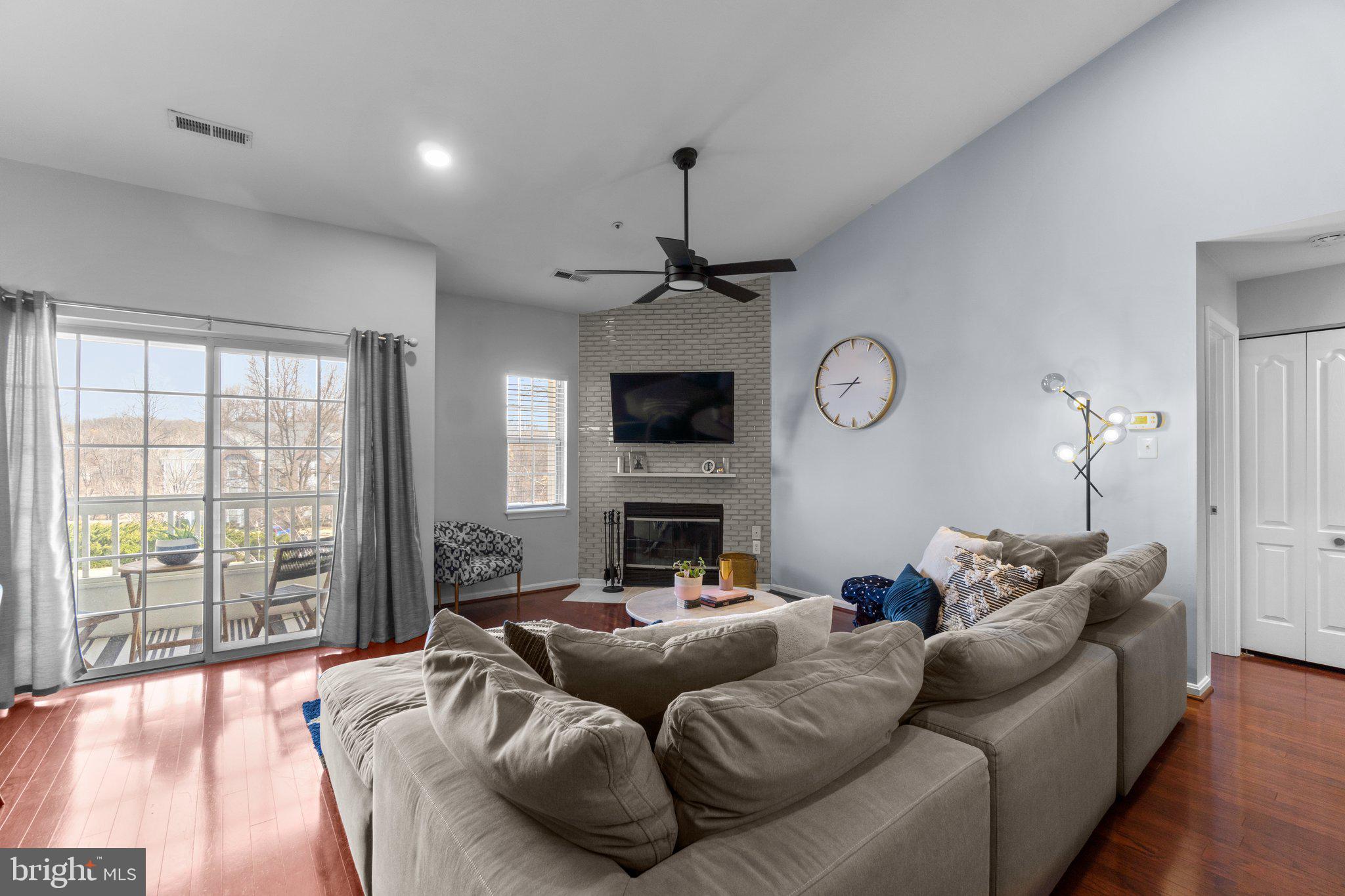 TIMBERGROVE - Residential