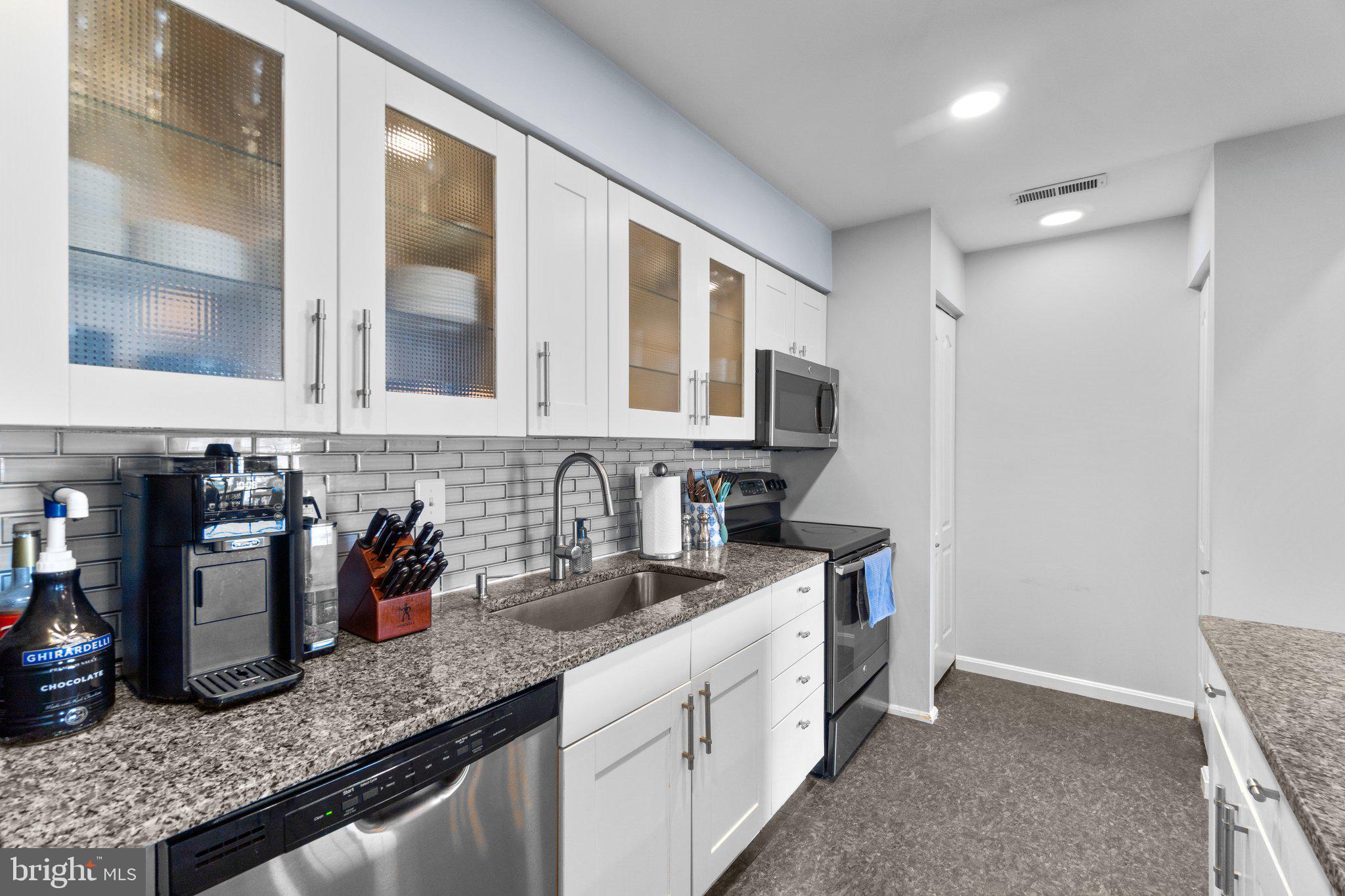 TIMBERGROVE - Residential