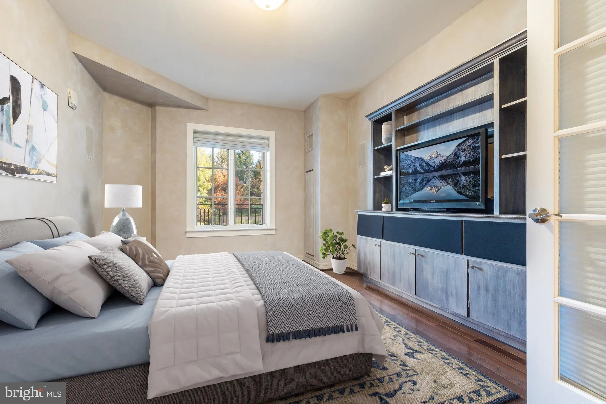 Bala Cynwyd, Pennsylvania 19004, United States, 2 Bedrooms Bedrooms, ,3 BathroomsBathrooms,Residential,Active,241598