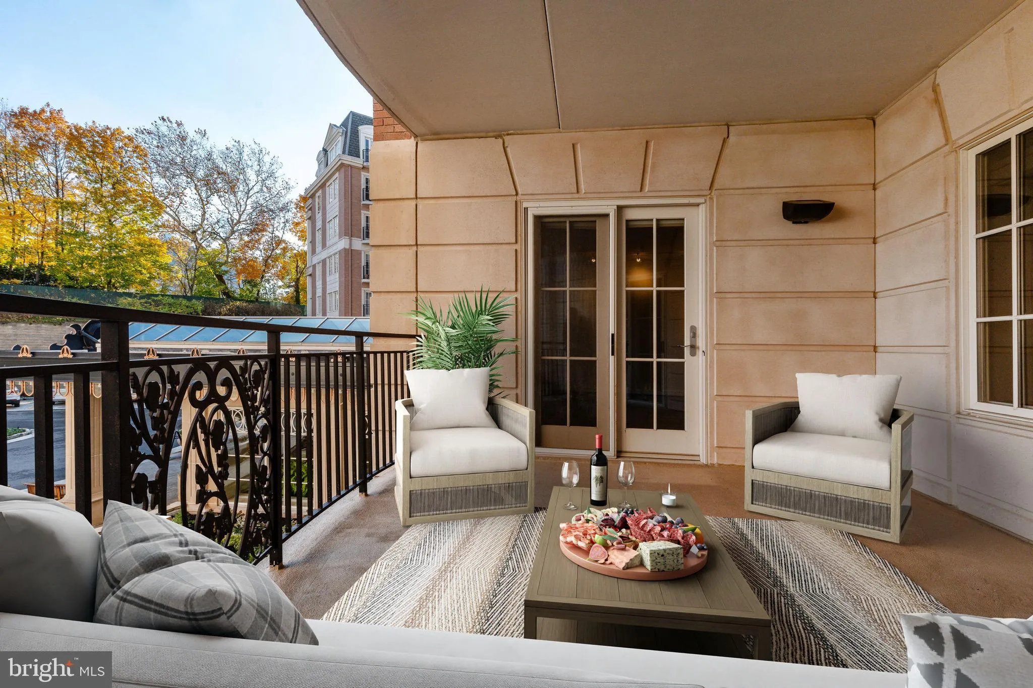 Bala Cynwyd, Pennsylvania 19004, United States, 2 Bedrooms Bedrooms, ,3 BathroomsBathrooms,Residential,Active,241598