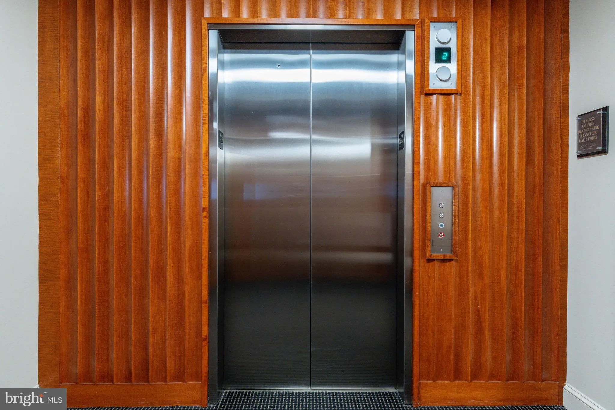 Bala Cynwyd, Pennsylvania 19004, United States, 2 Bedrooms Bedrooms, ,3 BathroomsBathrooms,Residential,Active,241598