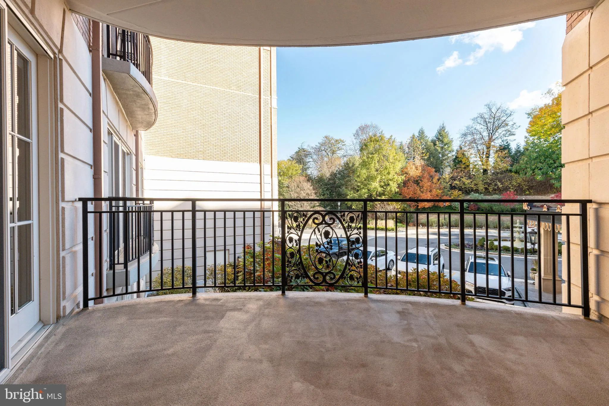 Bala Cynwyd, Pennsylvania 19004, United States, 2 Bedrooms Bedrooms, ,3 BathroomsBathrooms,Residential,Active,241598