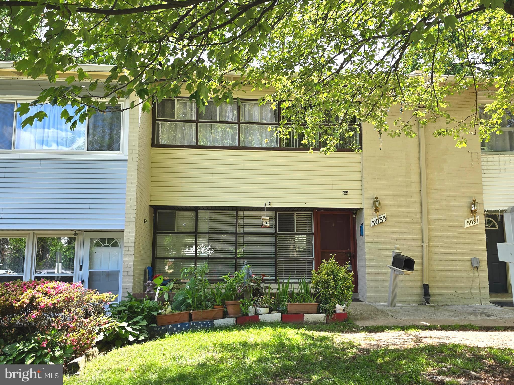 5035 AMERICANA DRIVE
