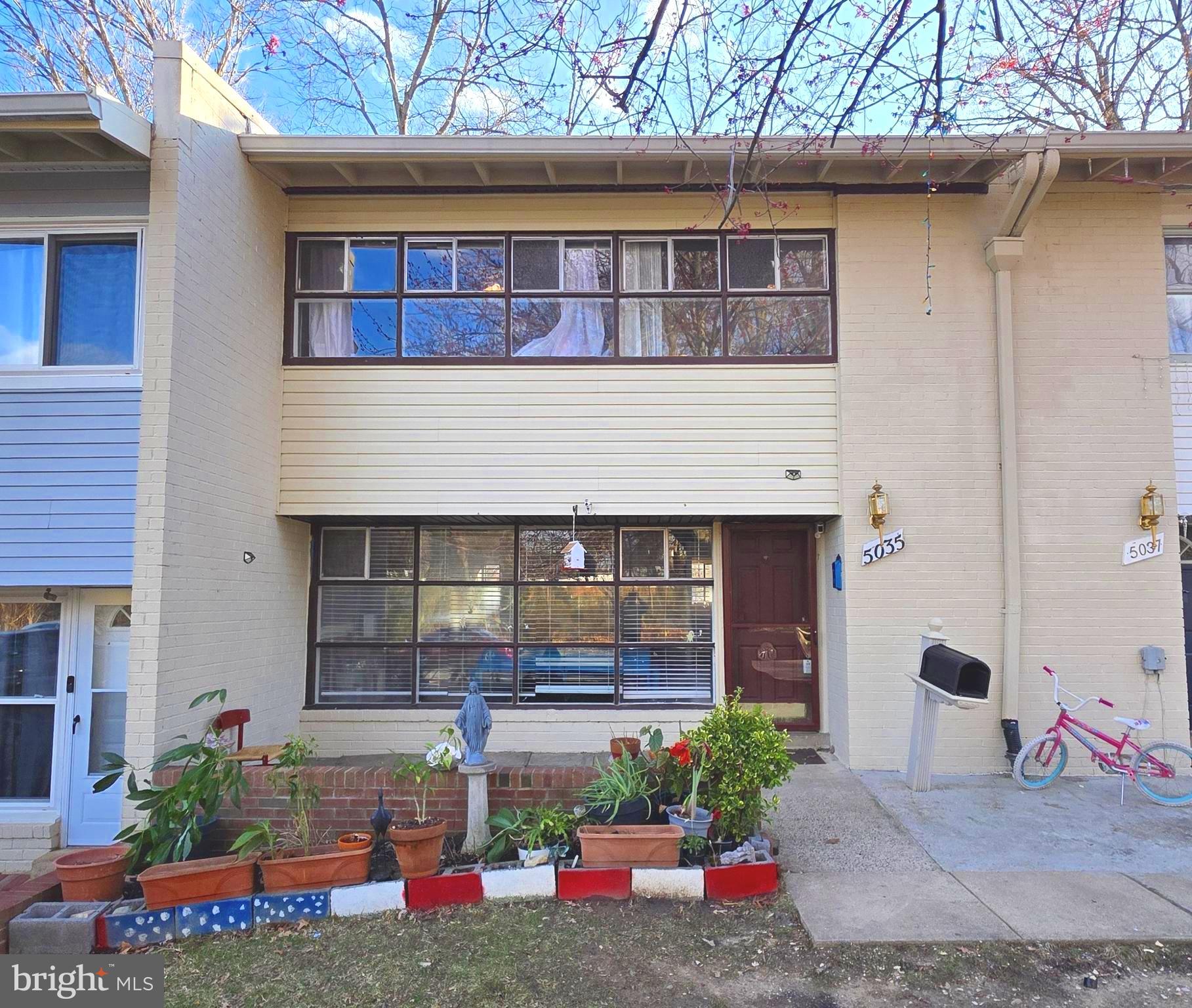5035 AMERICANA DRIVE