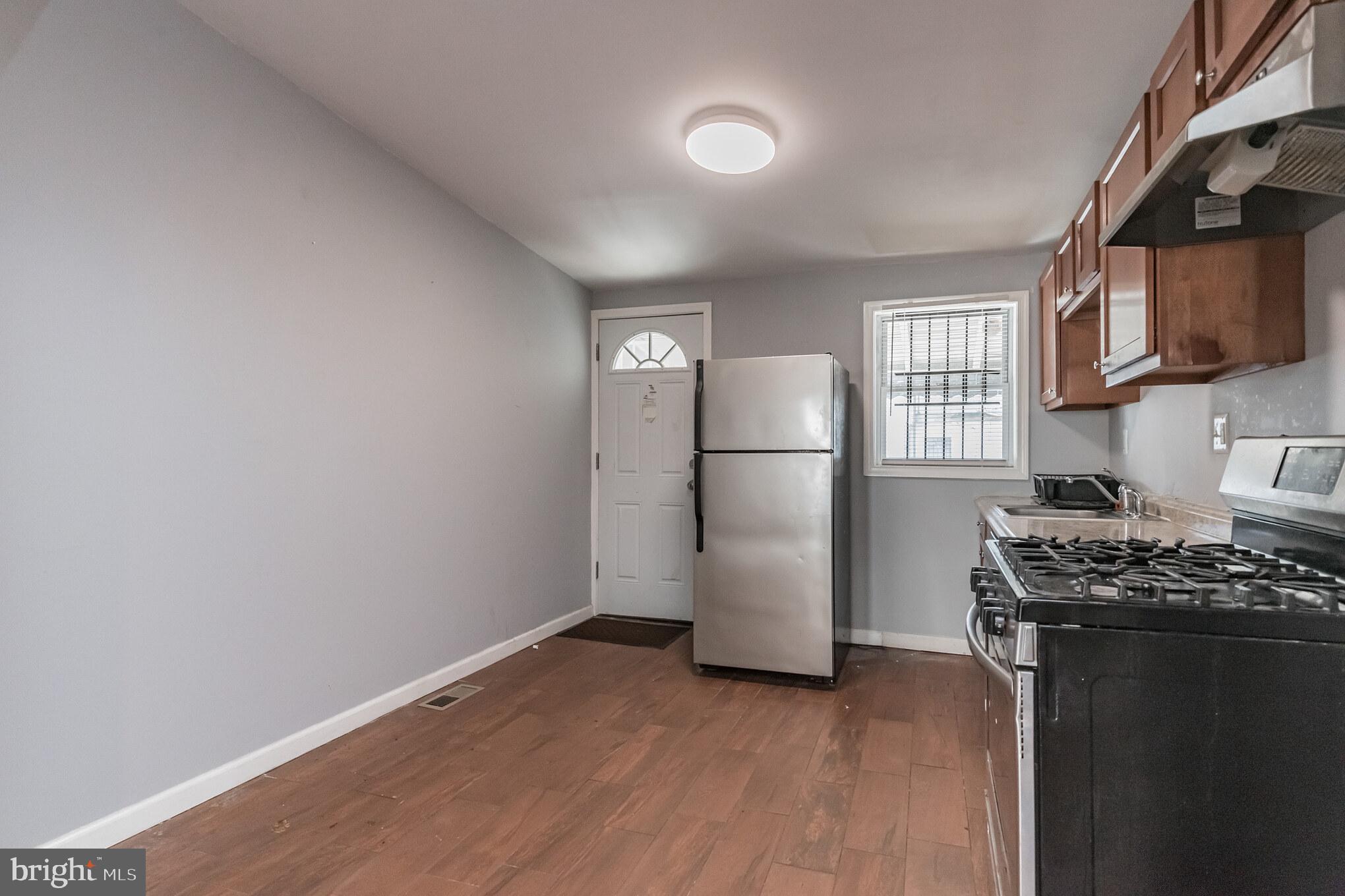 WASHINGTON VILLAGE - Residential