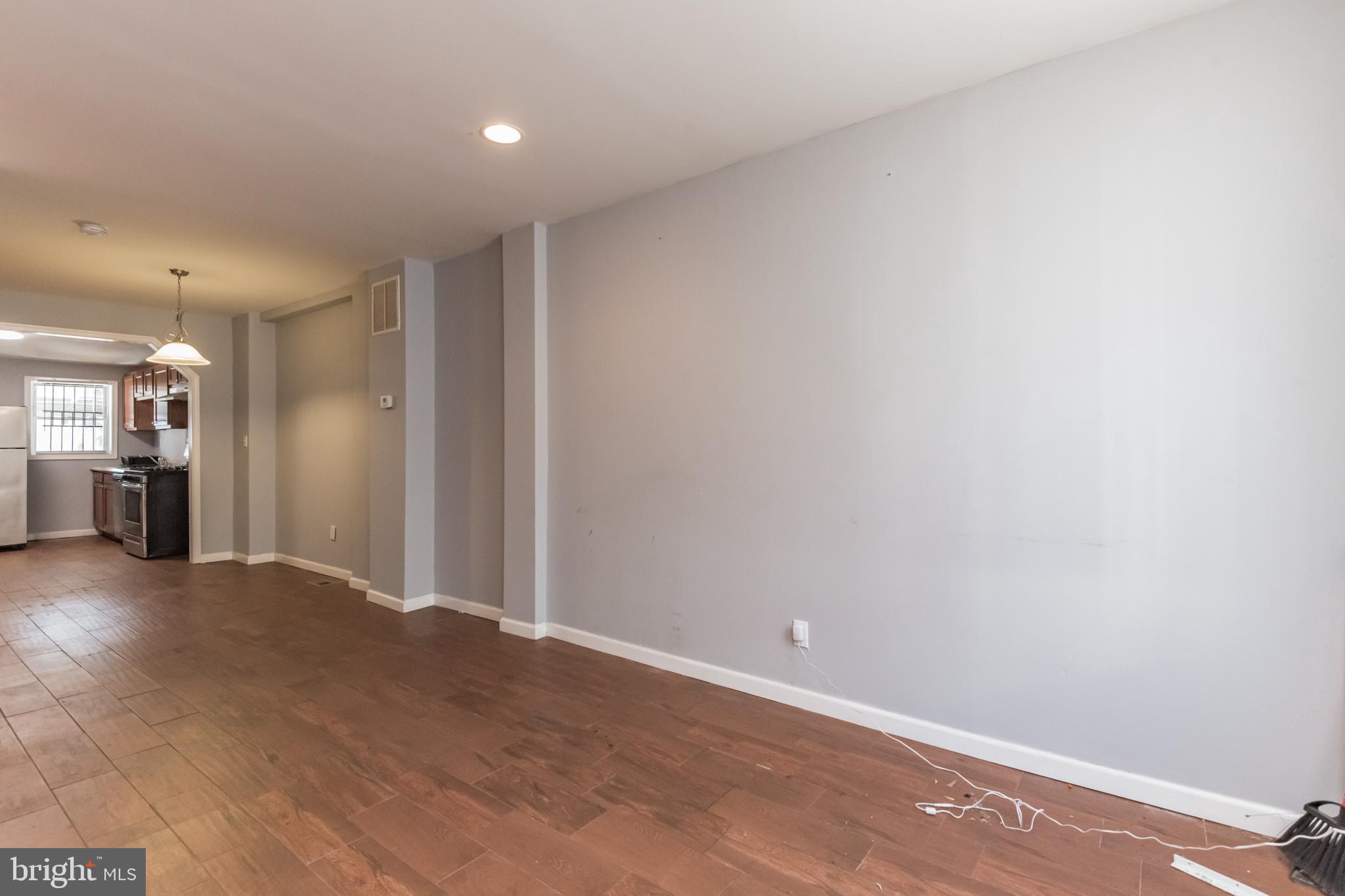 WASHINGTON VILLAGE - Residential