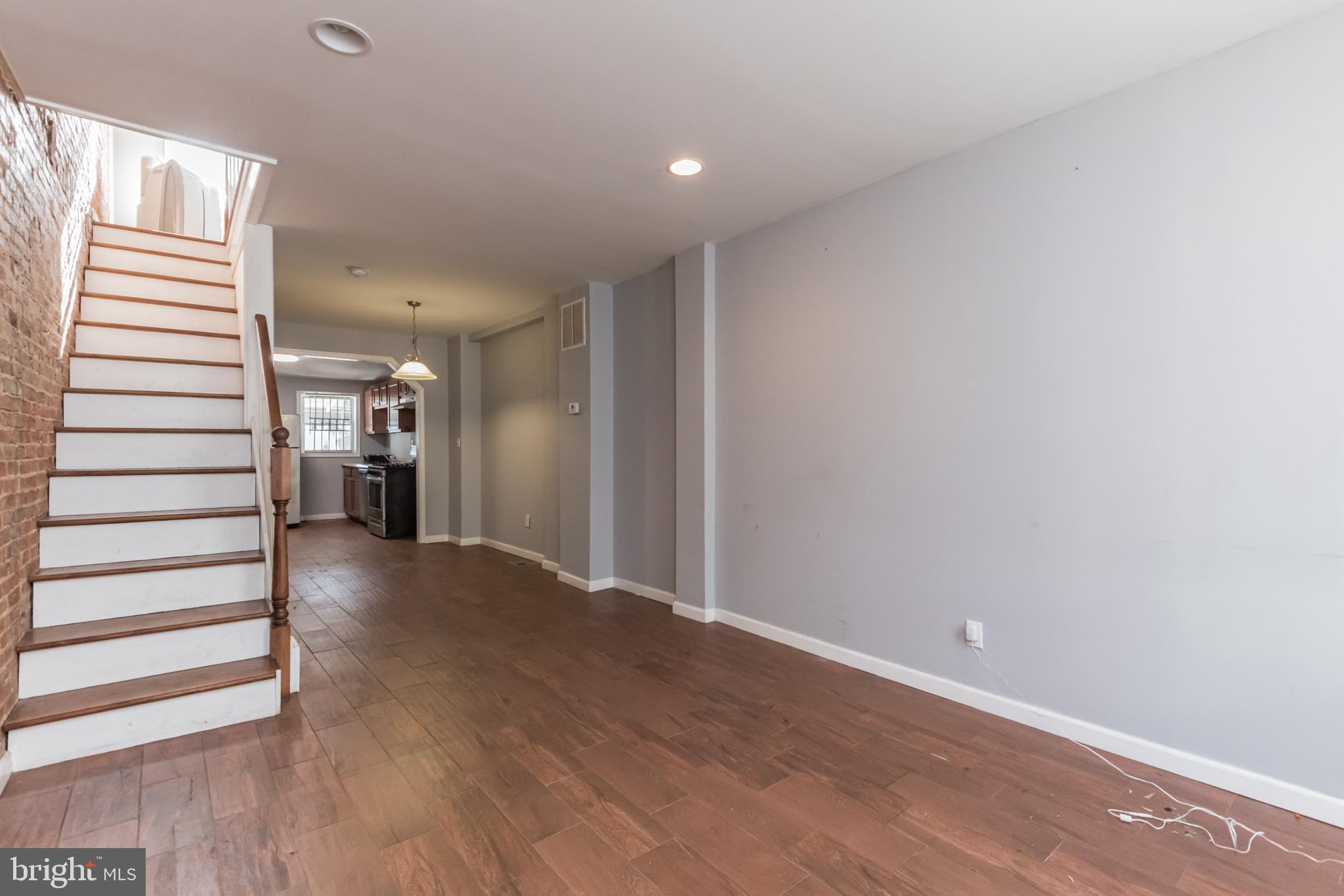 WASHINGTON VILLAGE - Residential