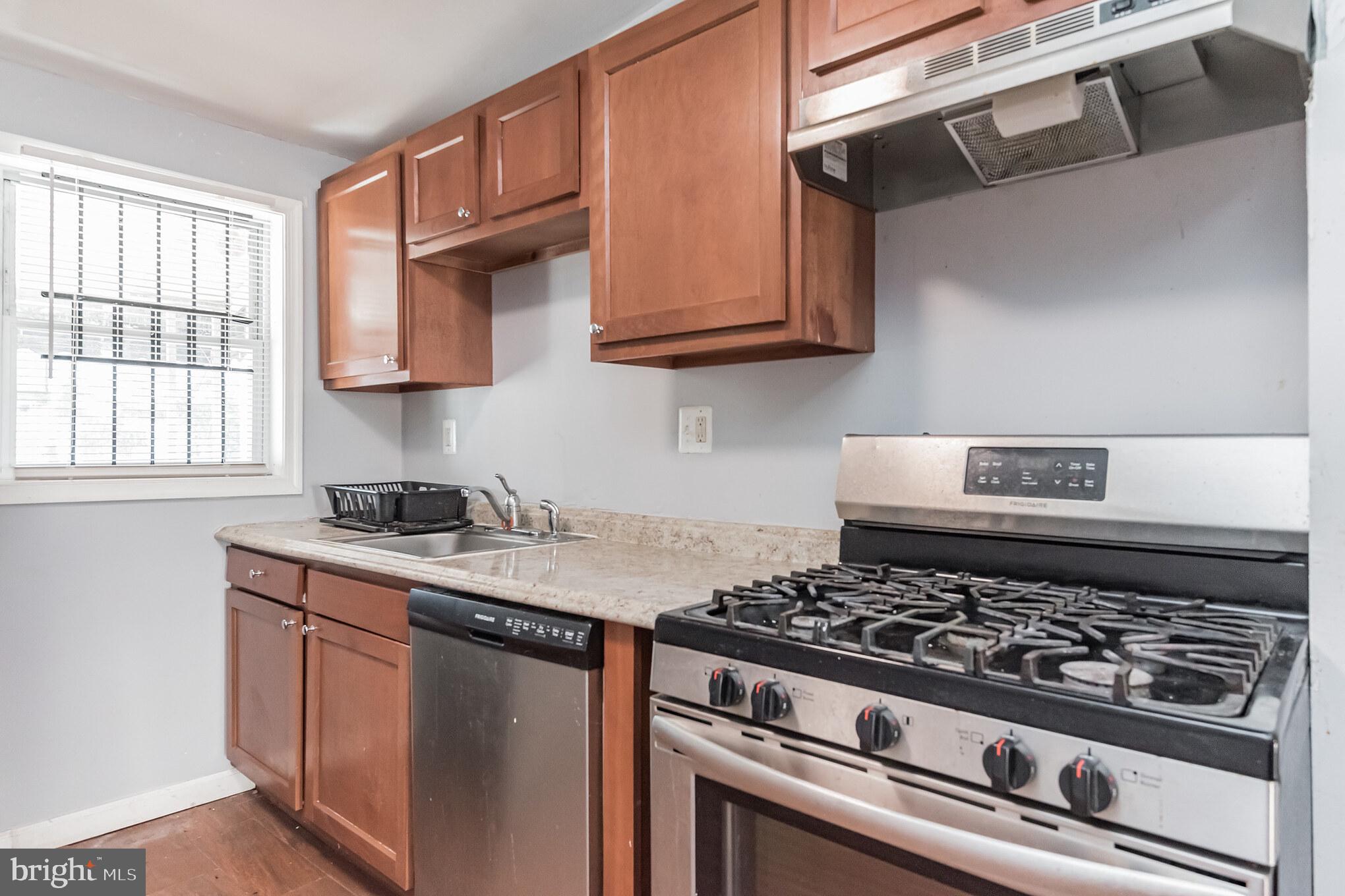 WASHINGTON VILLAGE - Residential