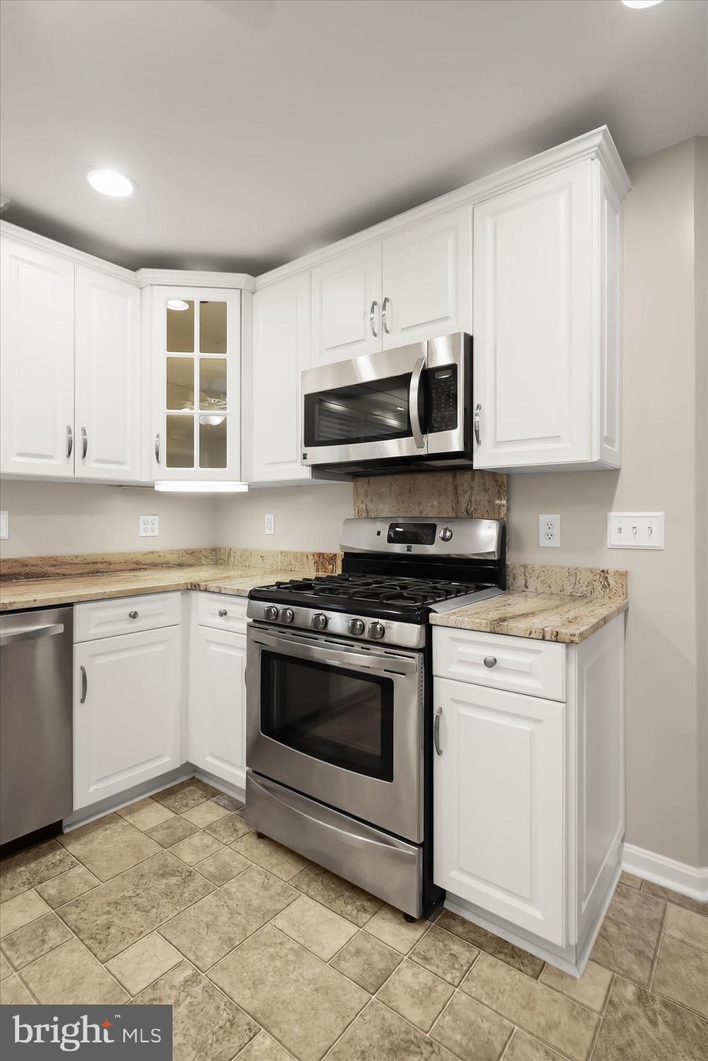 ROSEDALE - Residential