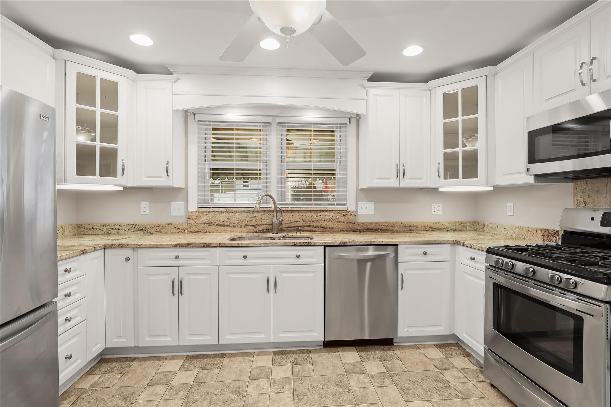 ROSEDALE - Residential