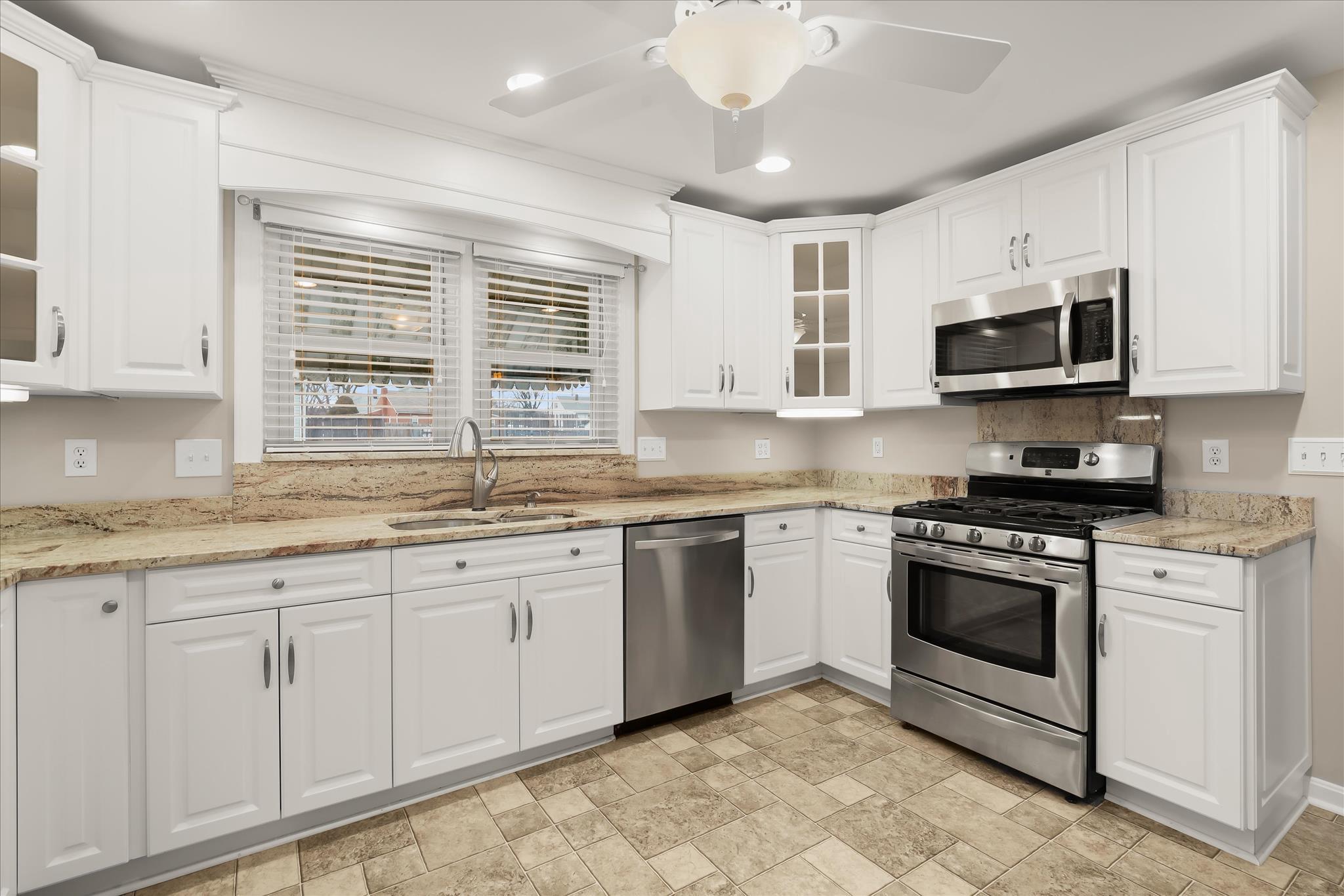 ROSEDALE - Residential