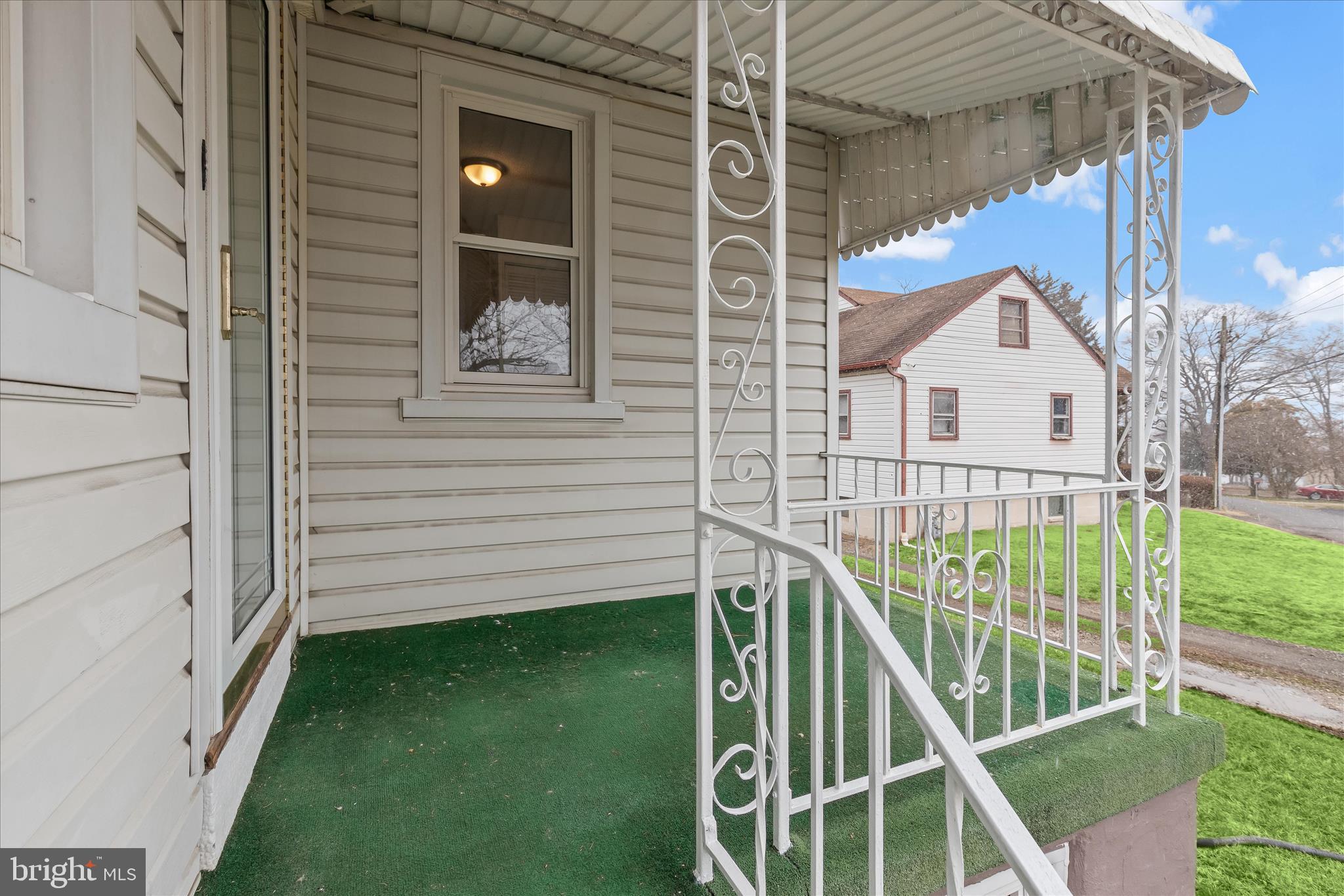 ROSEDALE - Residential