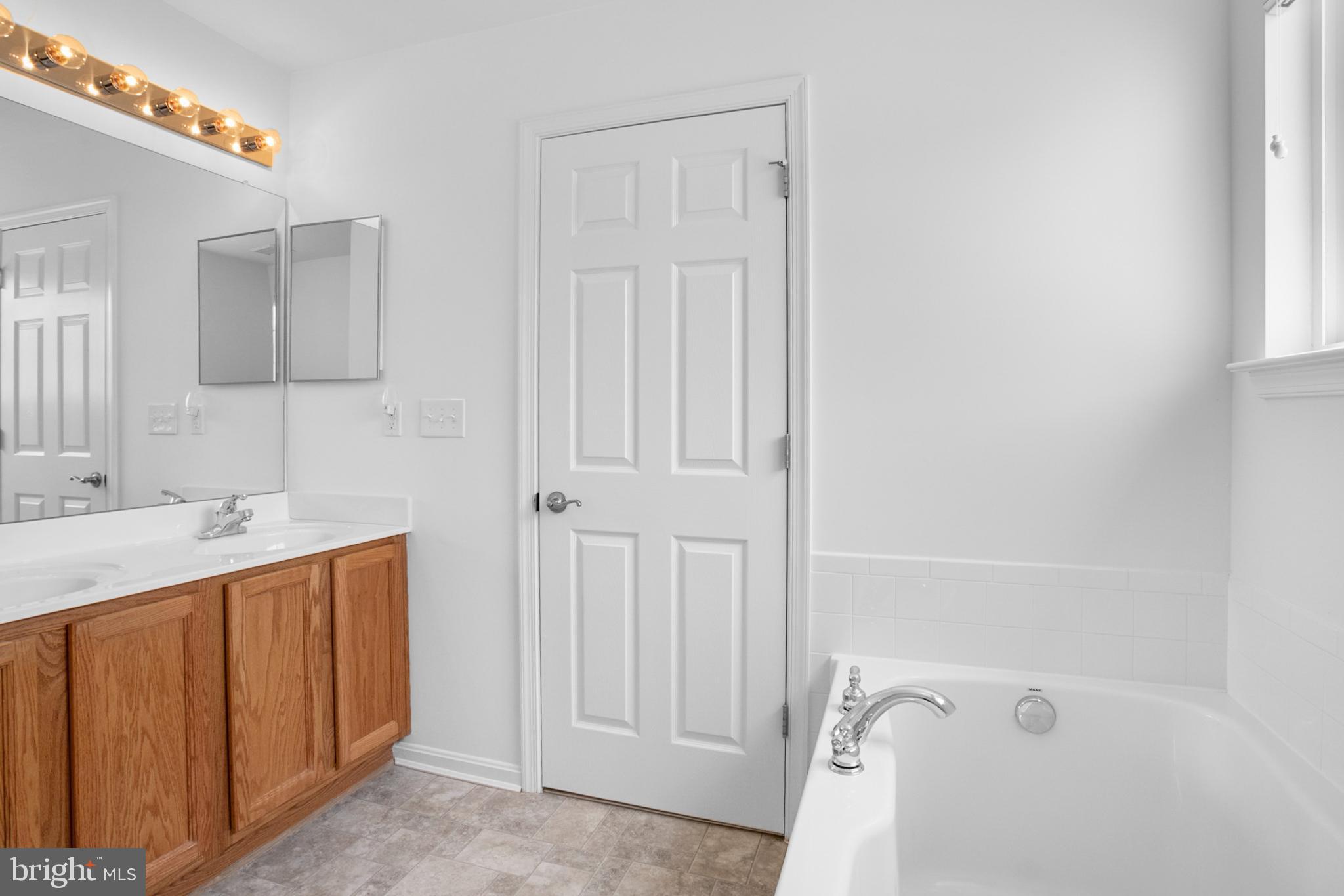 PATRIOT SQUARE - Residential