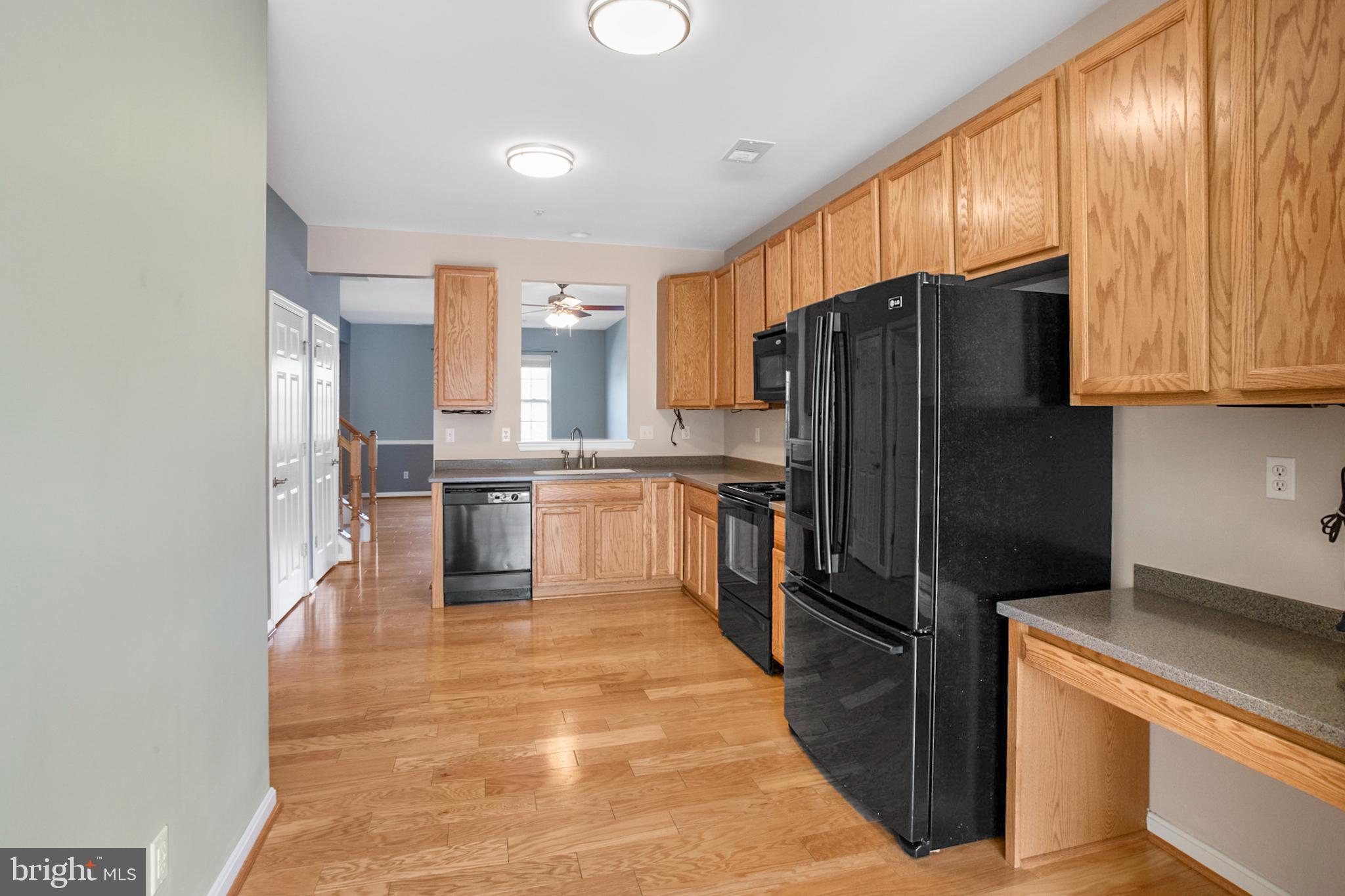 PATRIOT SQUARE - Residential