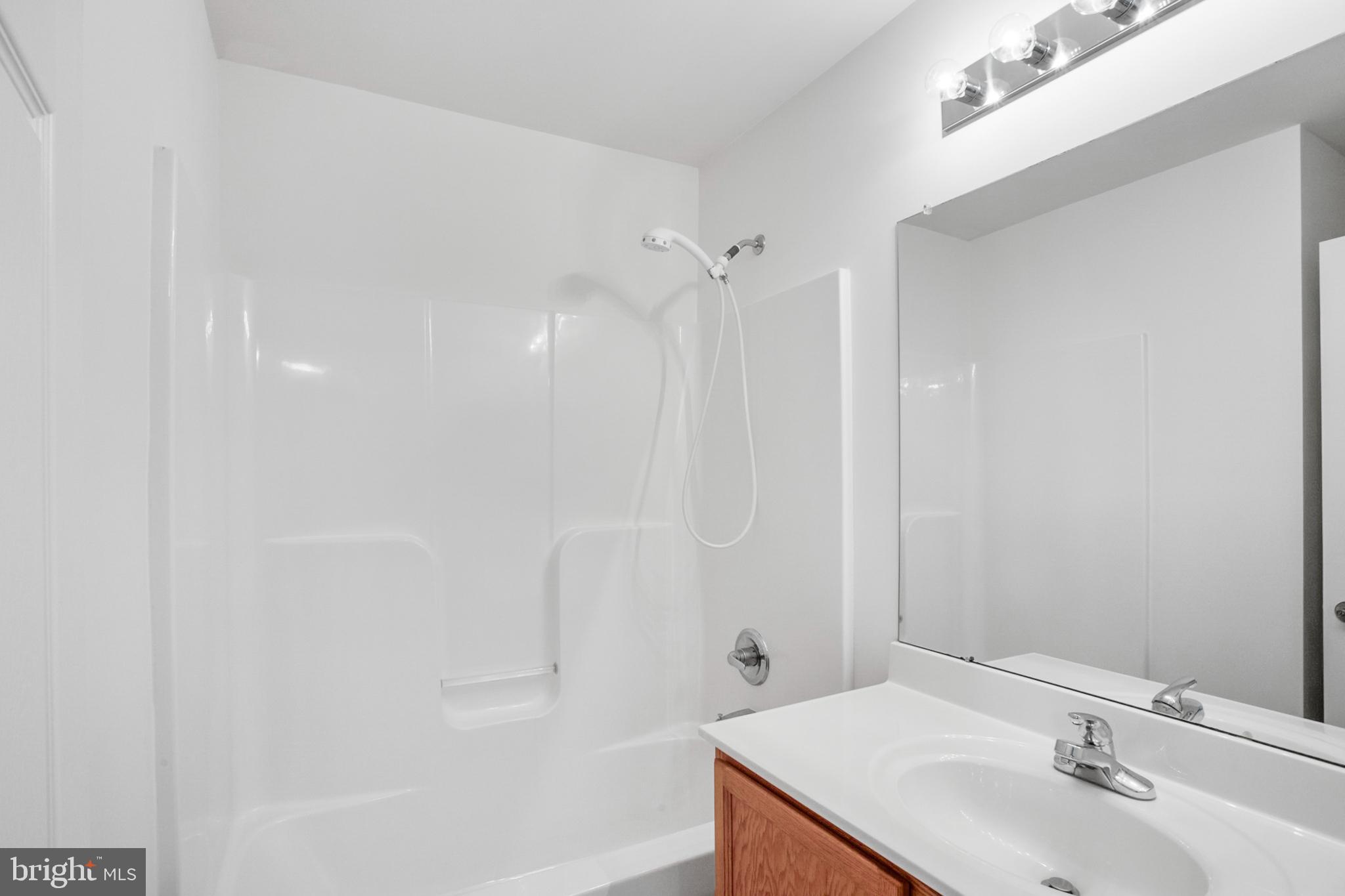 PATRIOT SQUARE - Residential