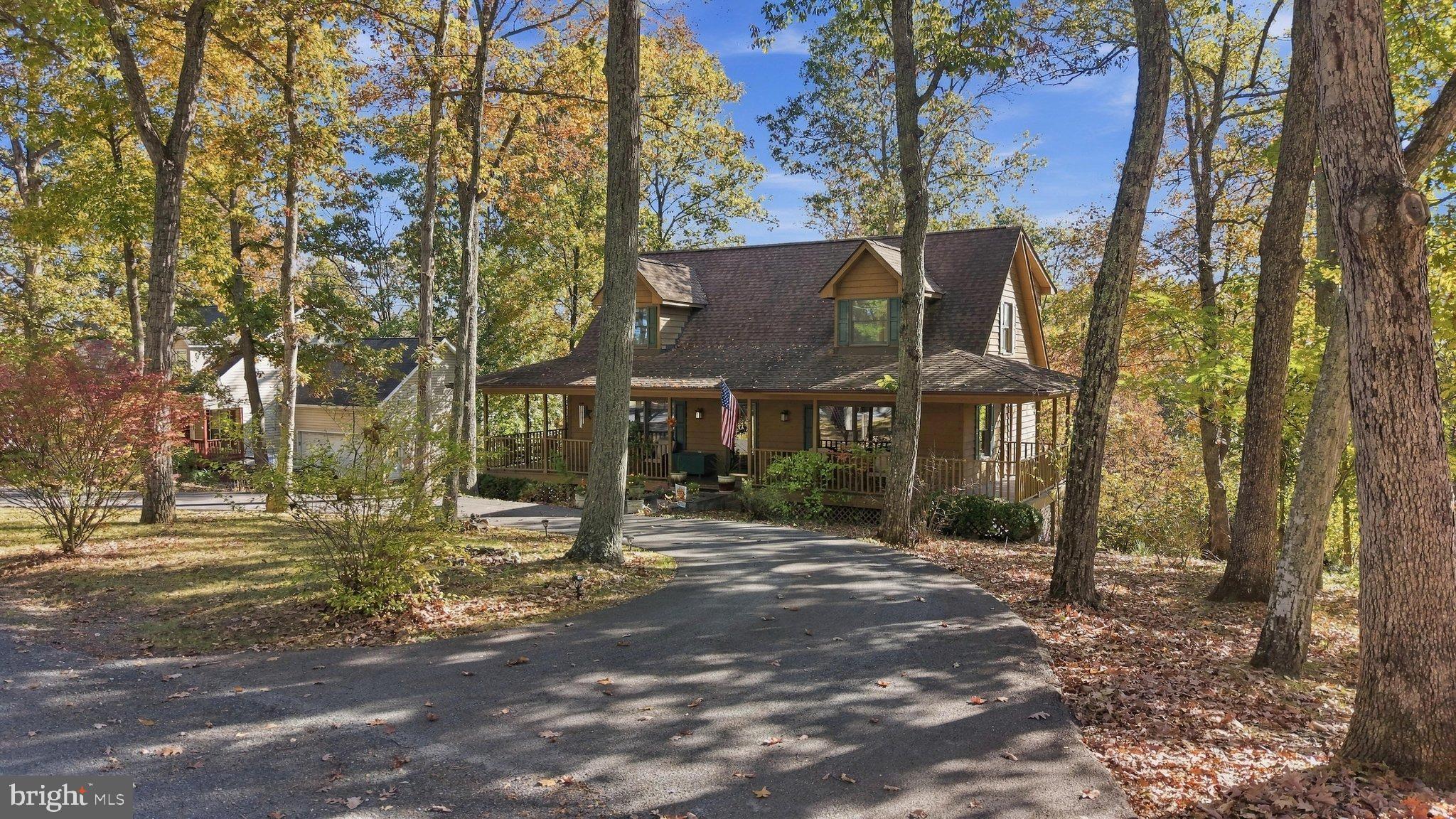 113 GREENWOOD COURT