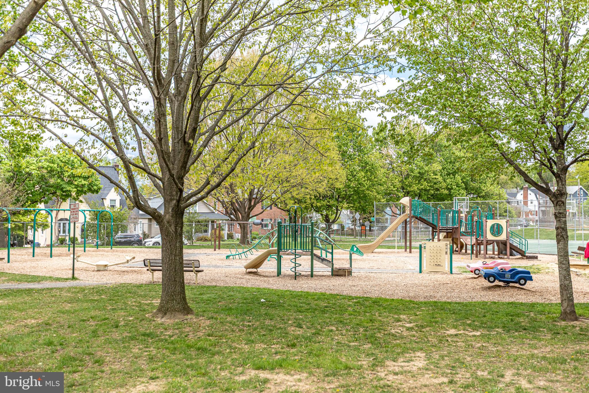 TOWSON - Residential