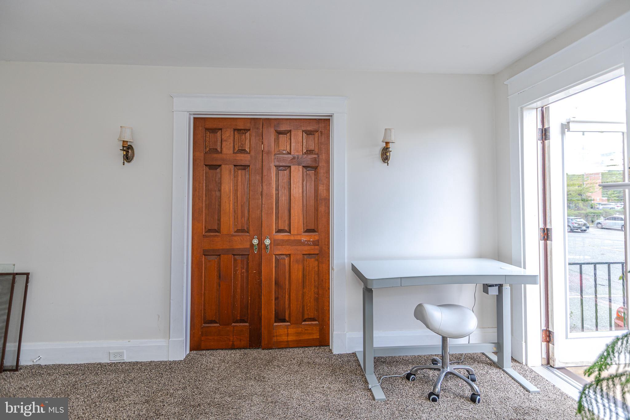 TOWSON - Residential