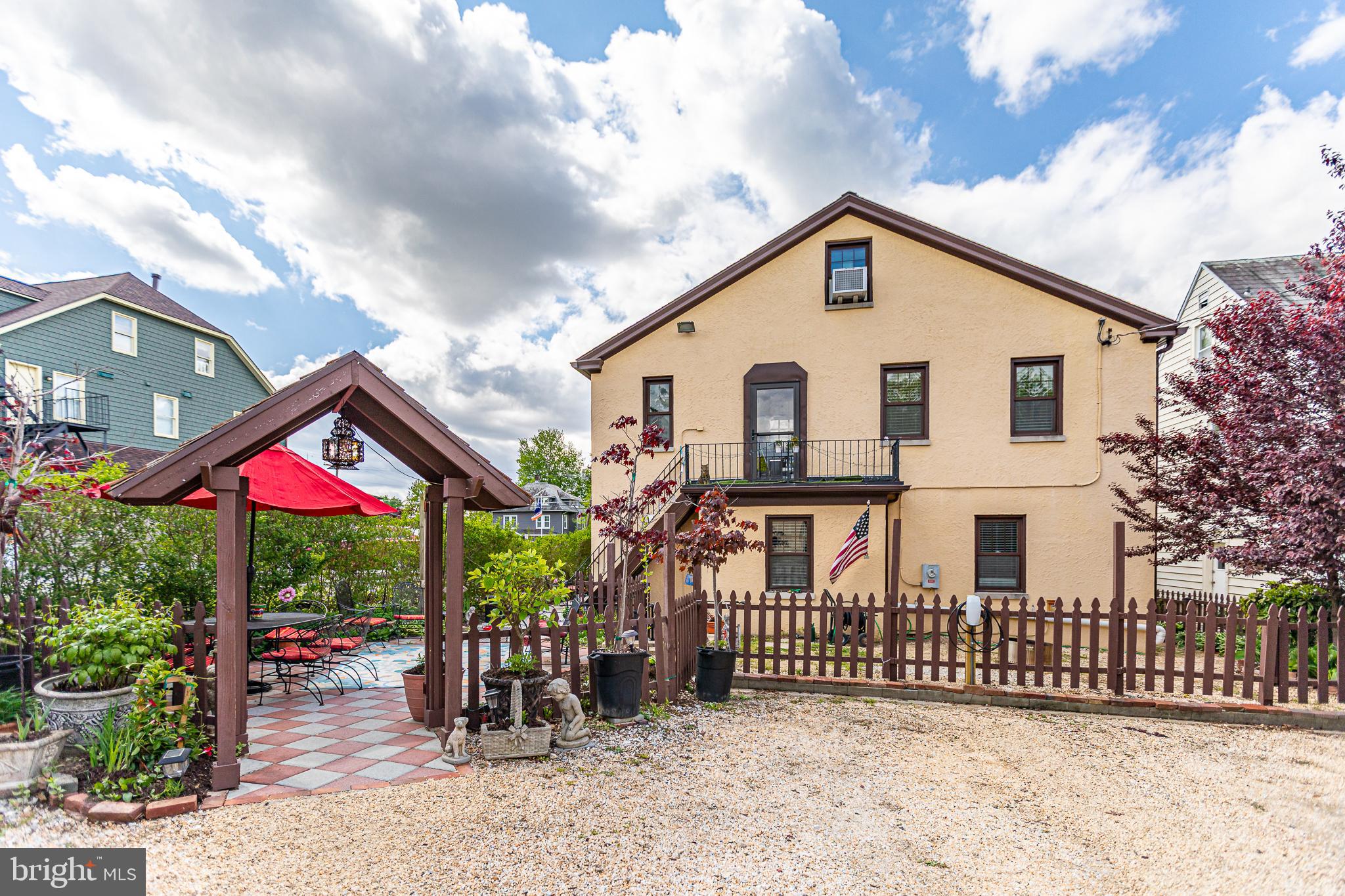 TOWSON - Residential