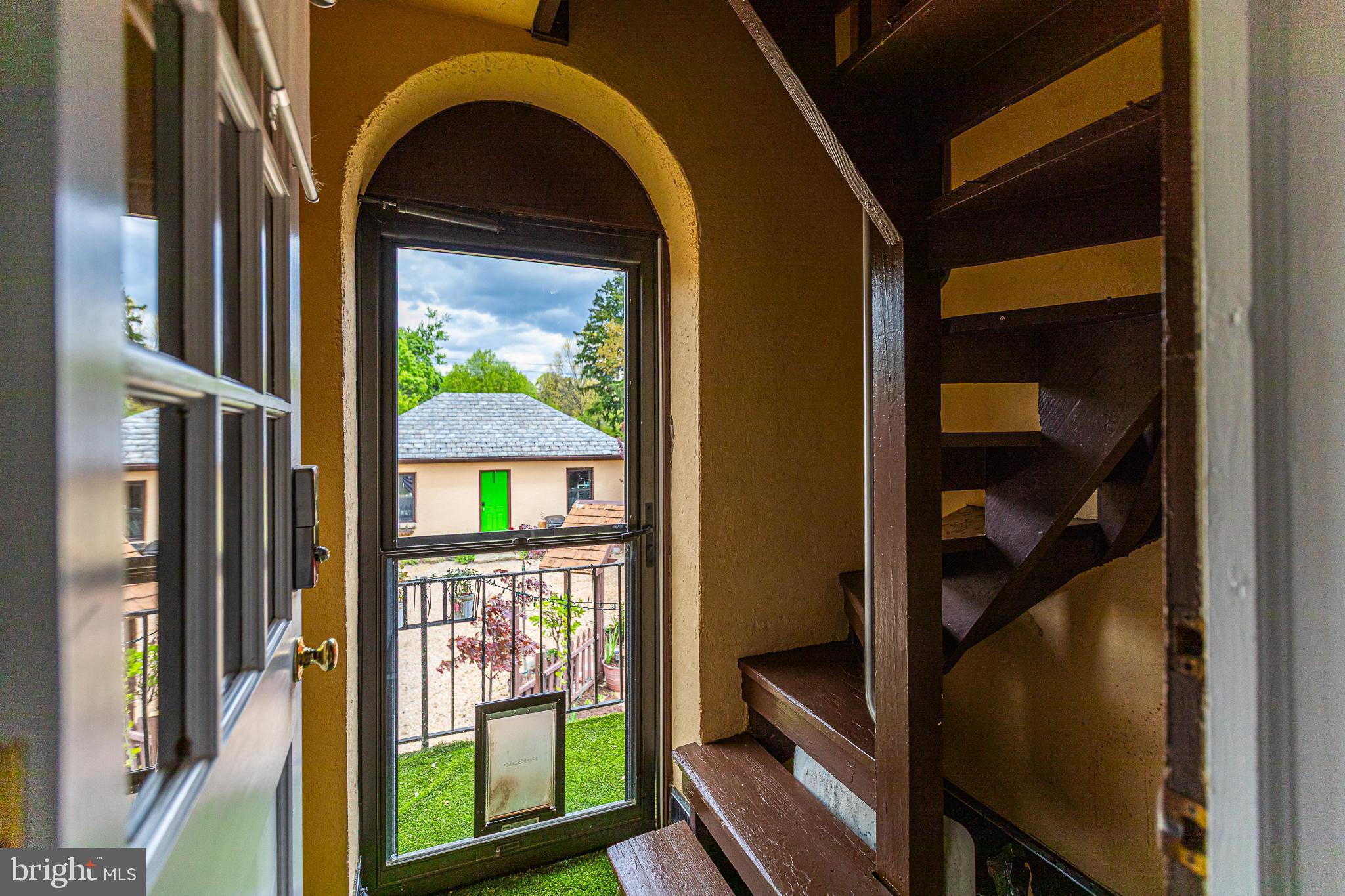 TOWSON - Residential