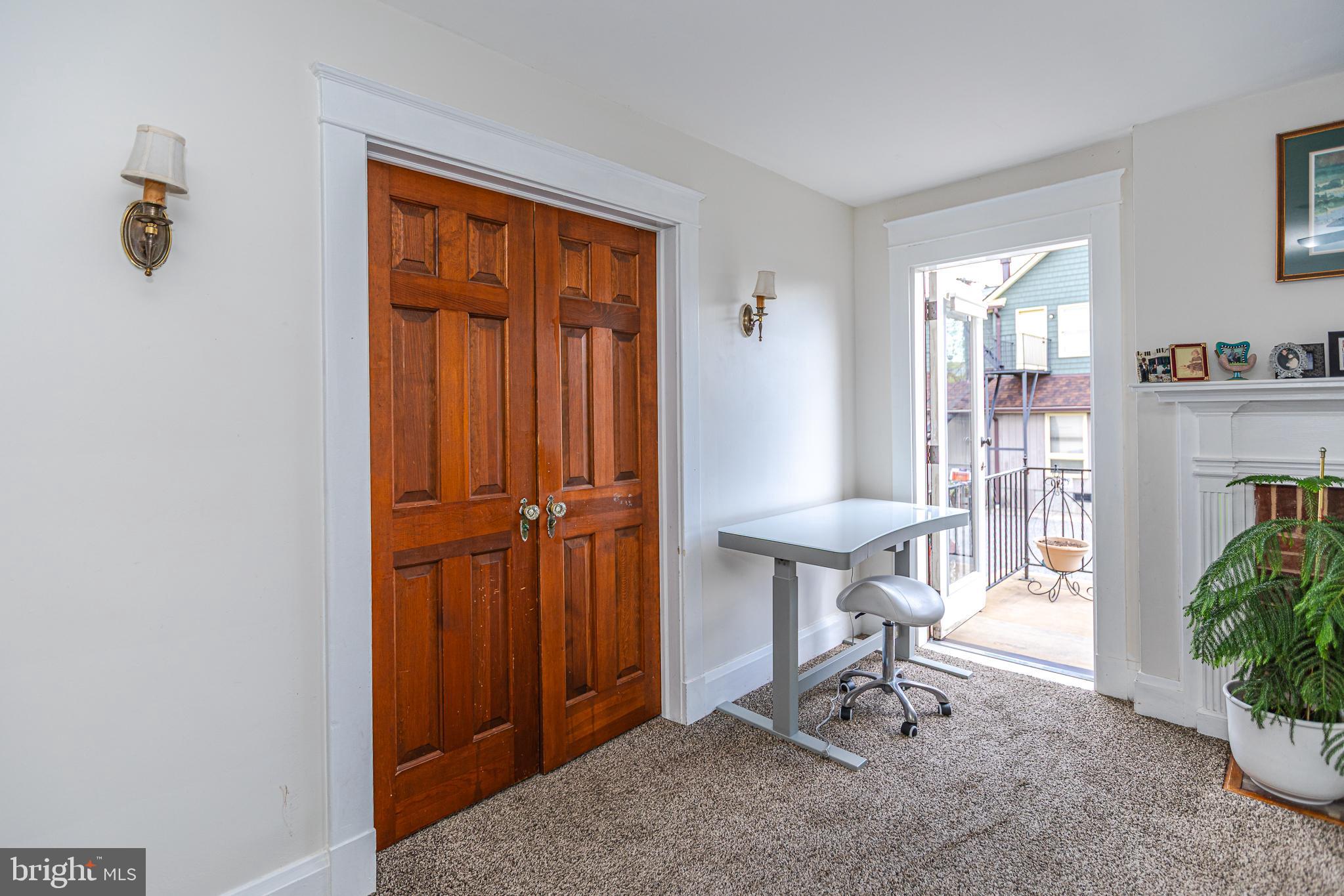 TOWSON - Residential