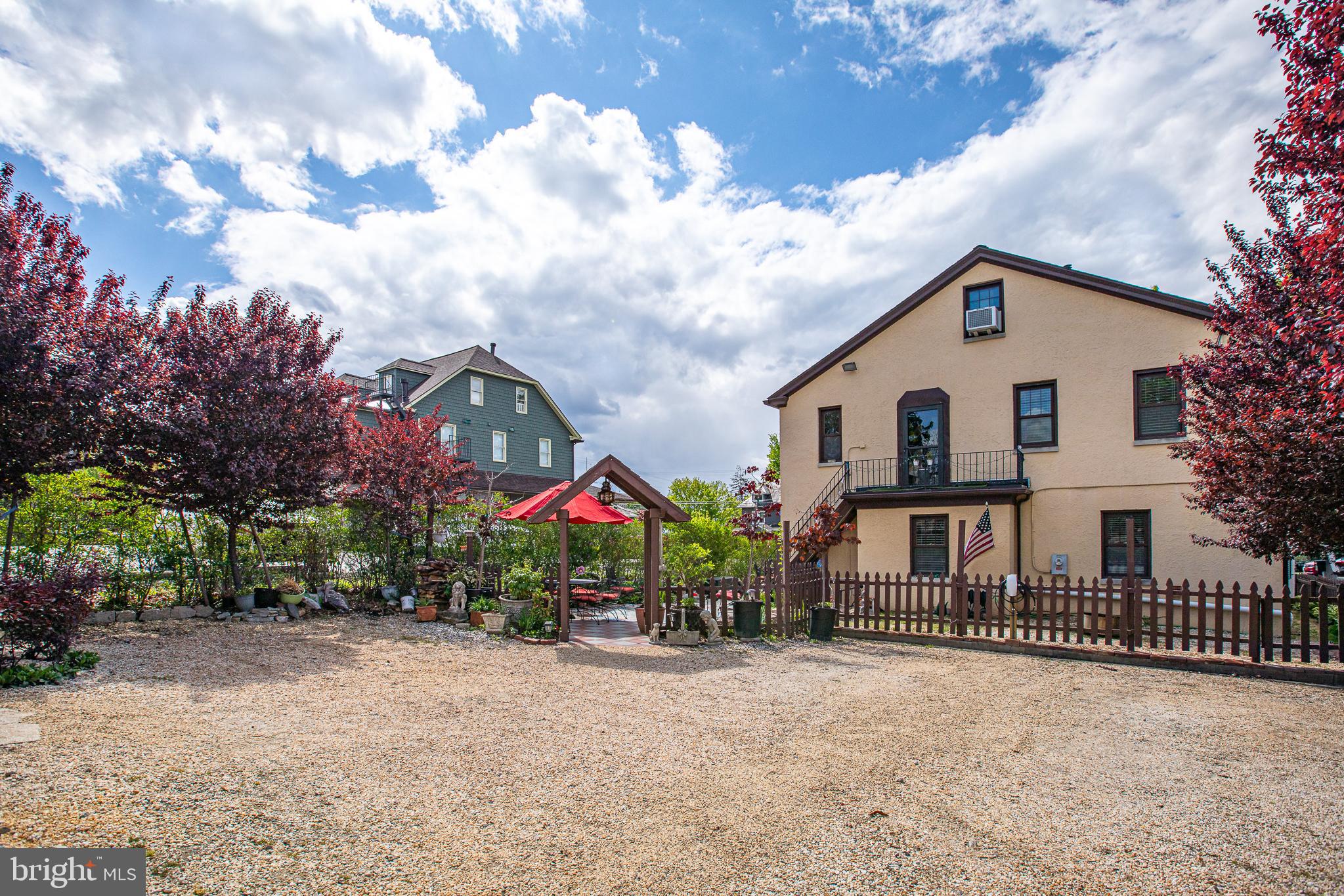 TOWSON - Residential