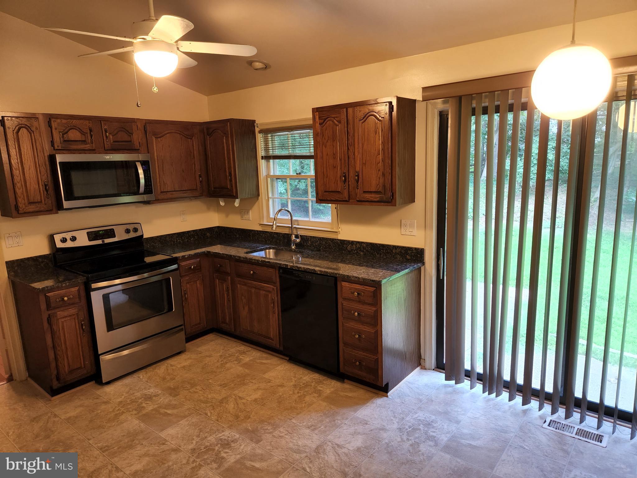 PLEASANT RIDGE - Residential Lease