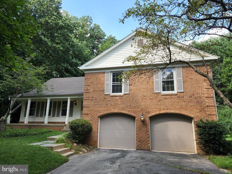 Spacious split level home w/4 finished levels on large private fenced lot**Newer carpet-only 1 year old**Freshly painted**Living & dining room w/beautiful hardwood floors & cathedral ceilings**Kitchen with updated granite countertops**Master Bathroom w/new granite sink top & New ceramic tile**Hall bath w/new ceramic tile**2 car garage**Family room w/brick hearth**Rear yard has nice size patio off kitchen**Nicely landscaped yard**Sorry no pets over 25 lbs**Property available September 1st.