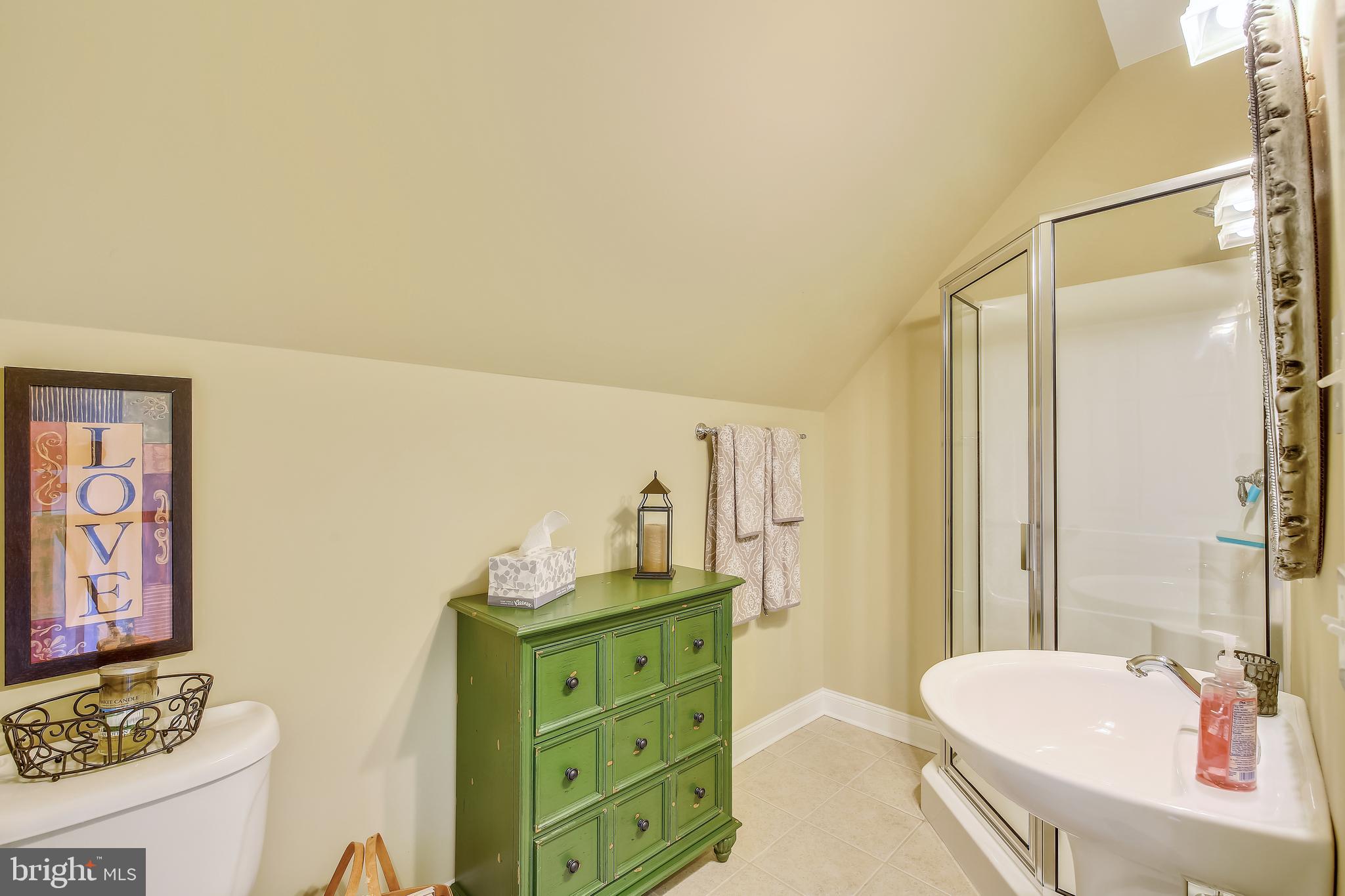 COVINGTON COVE - Residential