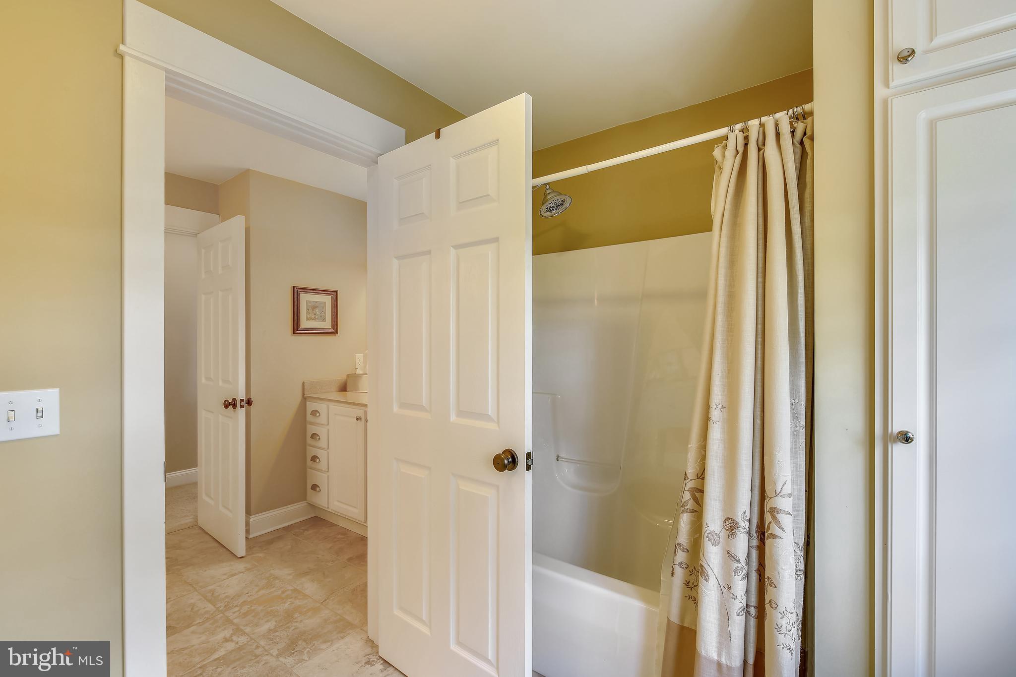 COVINGTON COVE - Residential