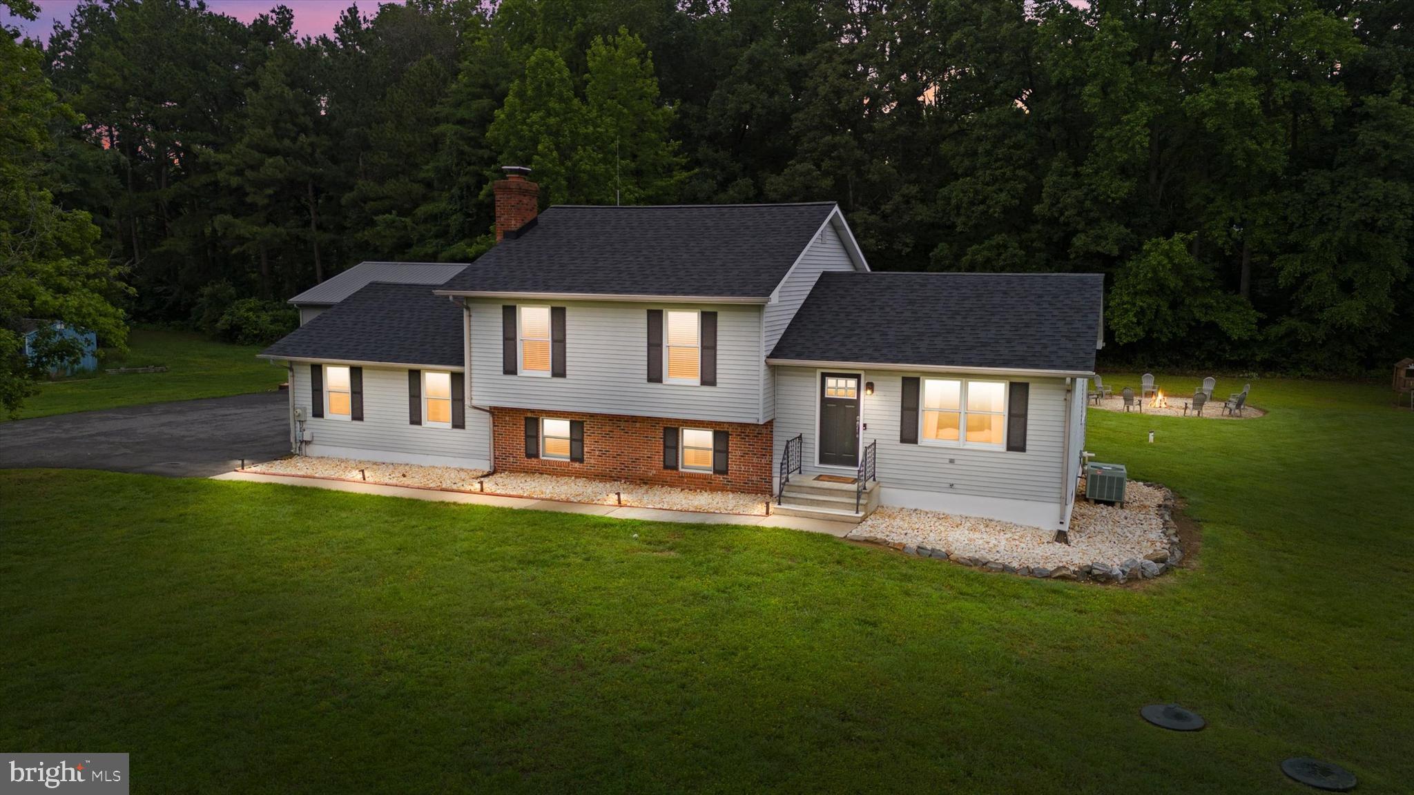 105 KENT DRIVE