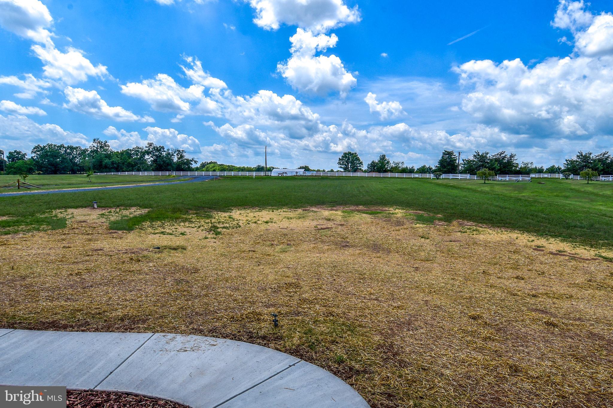 STEVENSBURG - Residential