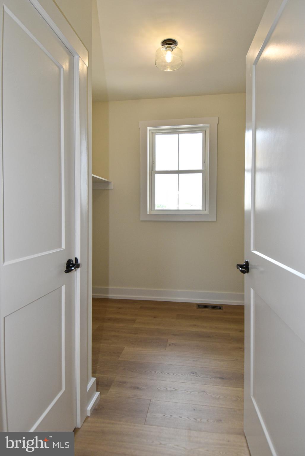 STEVENSBURG - Residential