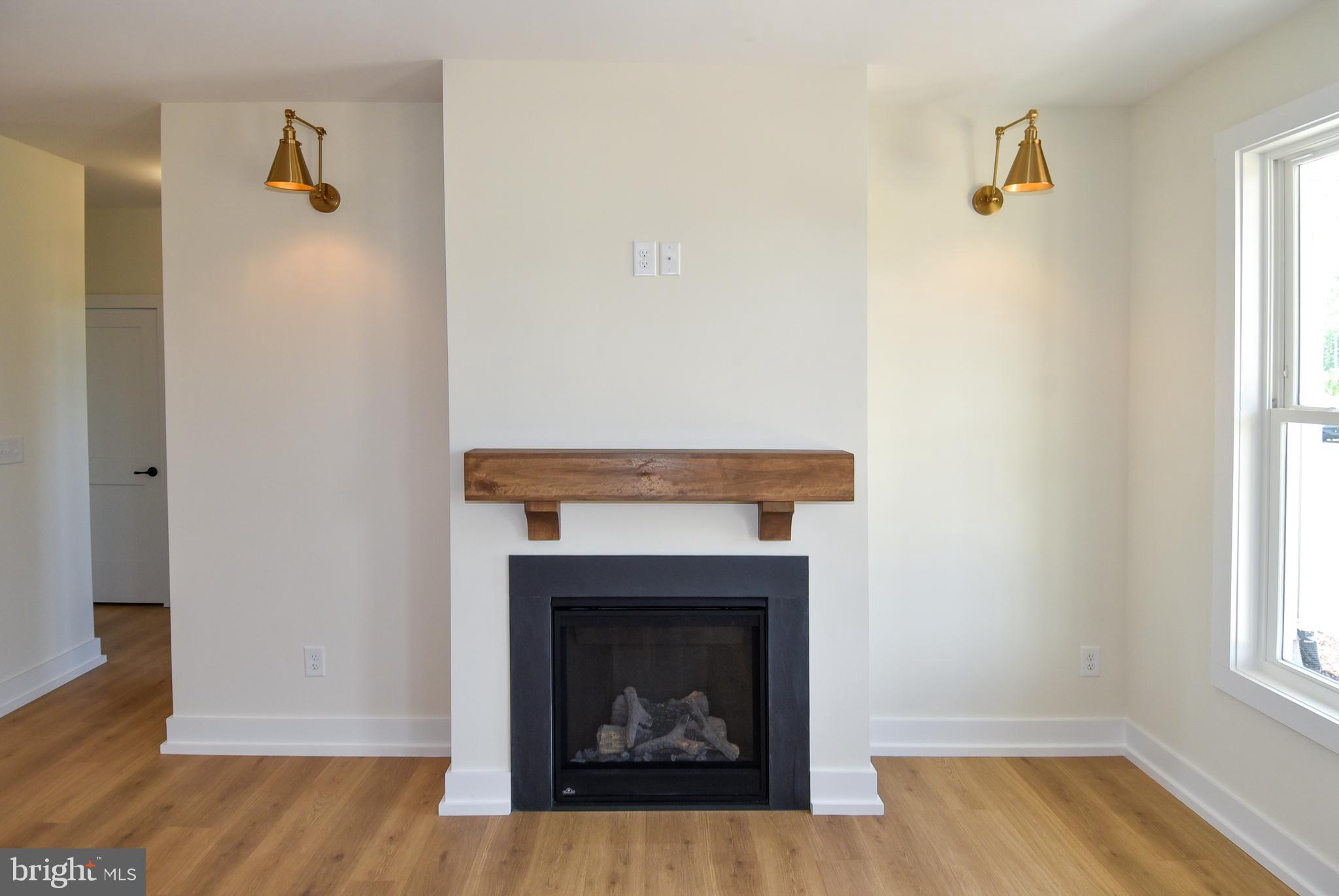 STEVENSBURG - Residential