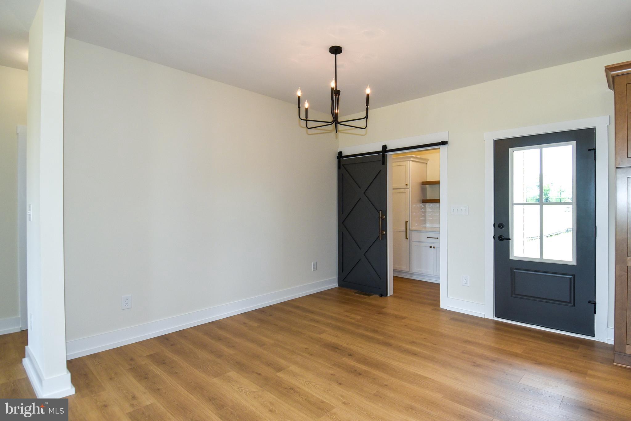 STEVENSBURG - Residential