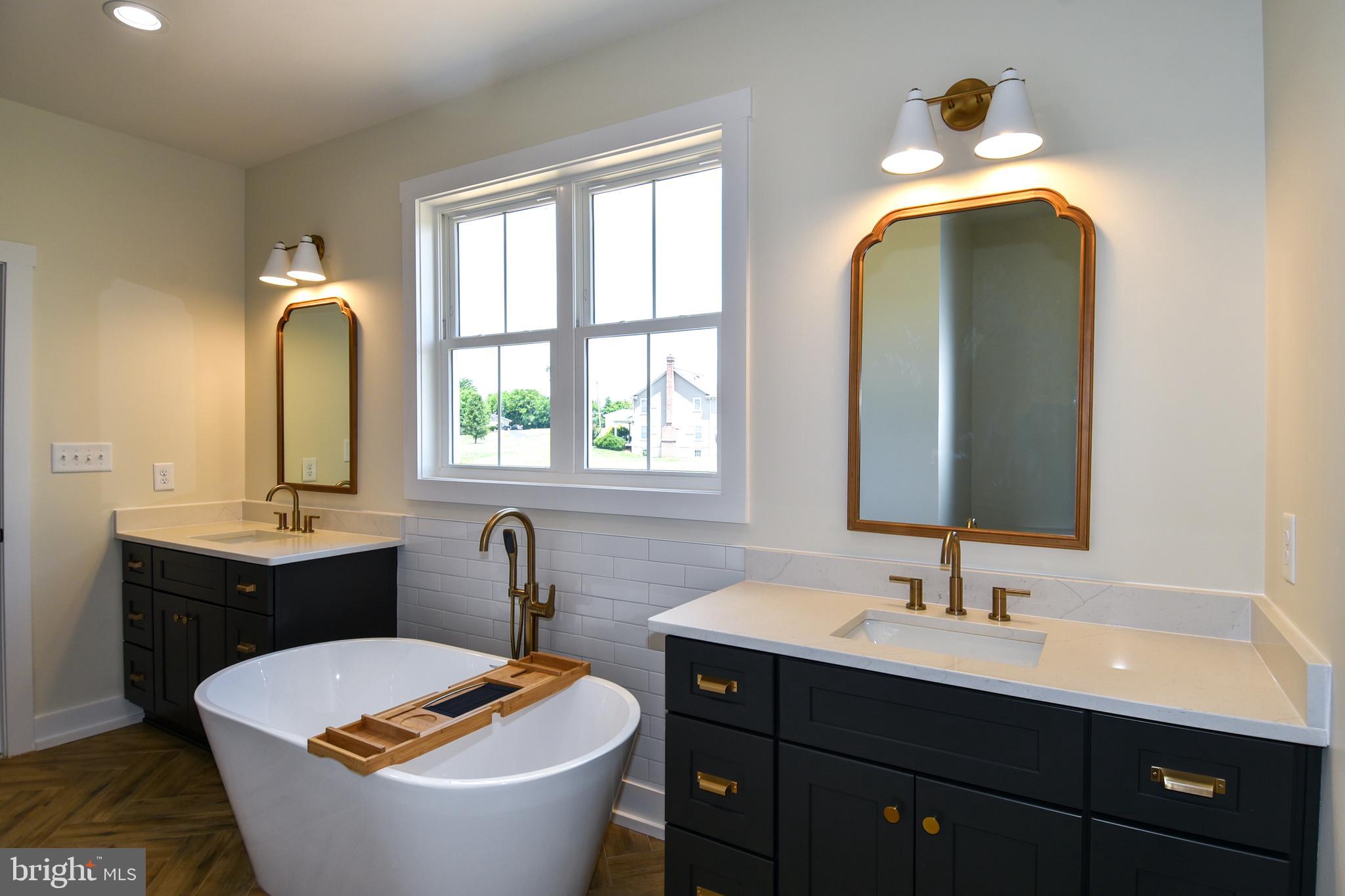 STEVENSBURG - Residential