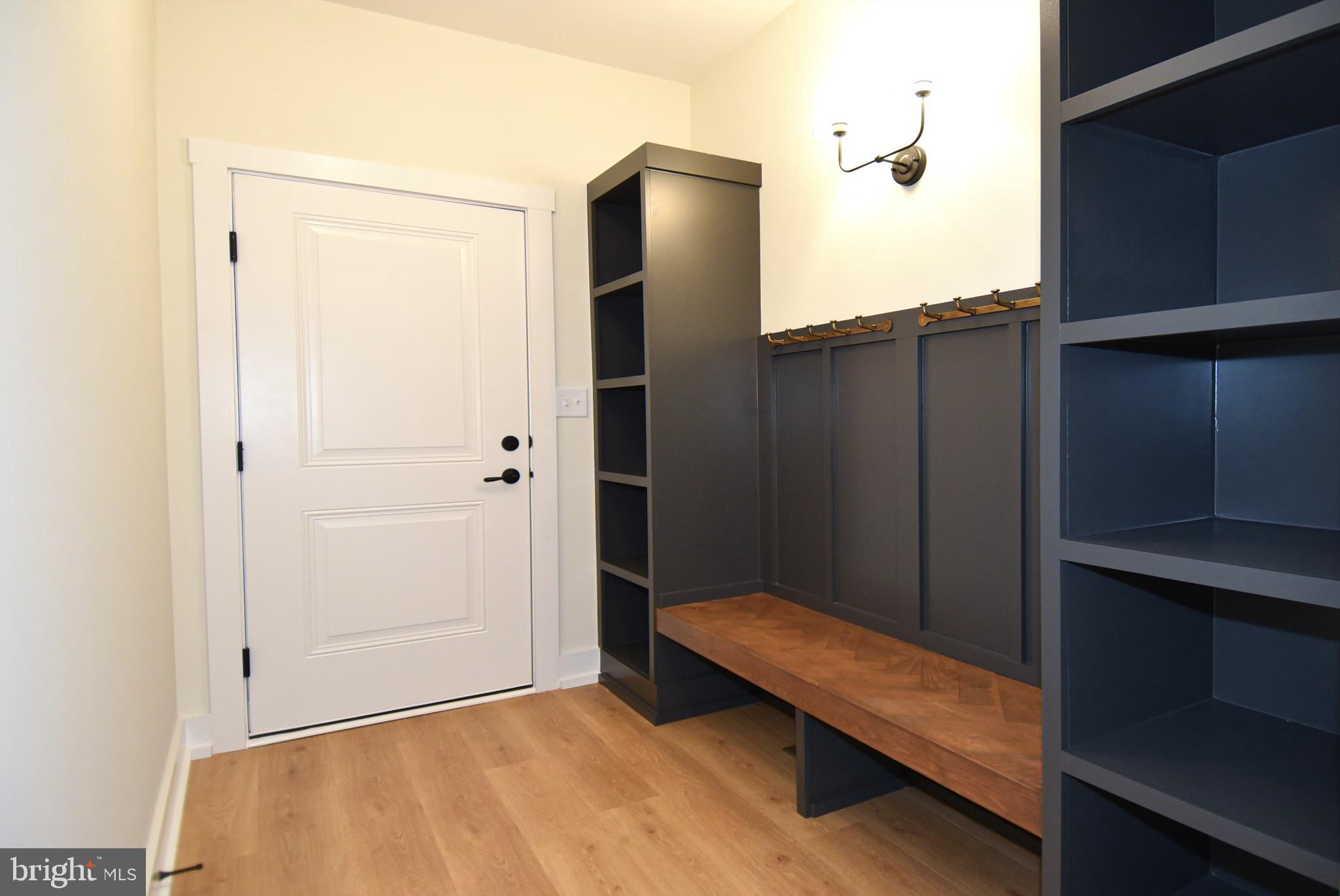 STEVENSBURG - Residential