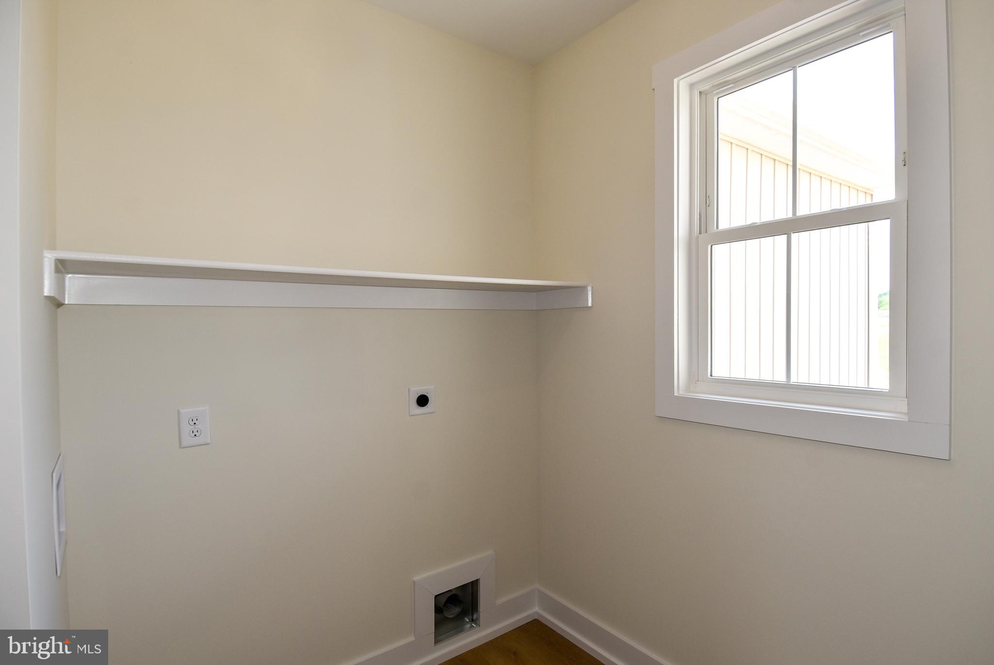 STEVENSBURG - Residential