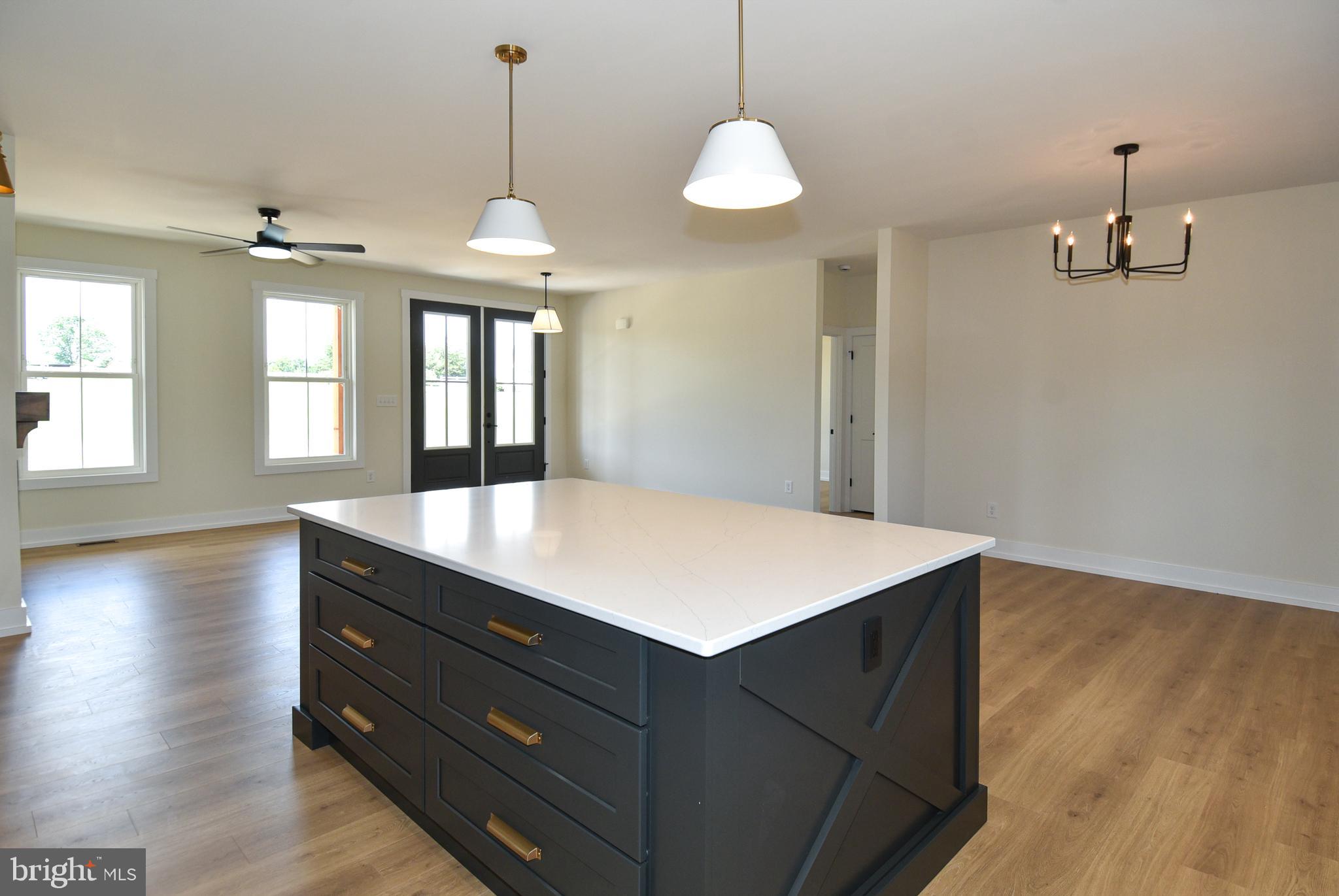 STEVENSBURG - Residential