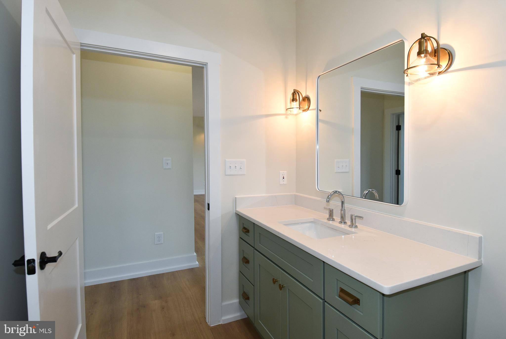 STEVENSBURG - Residential